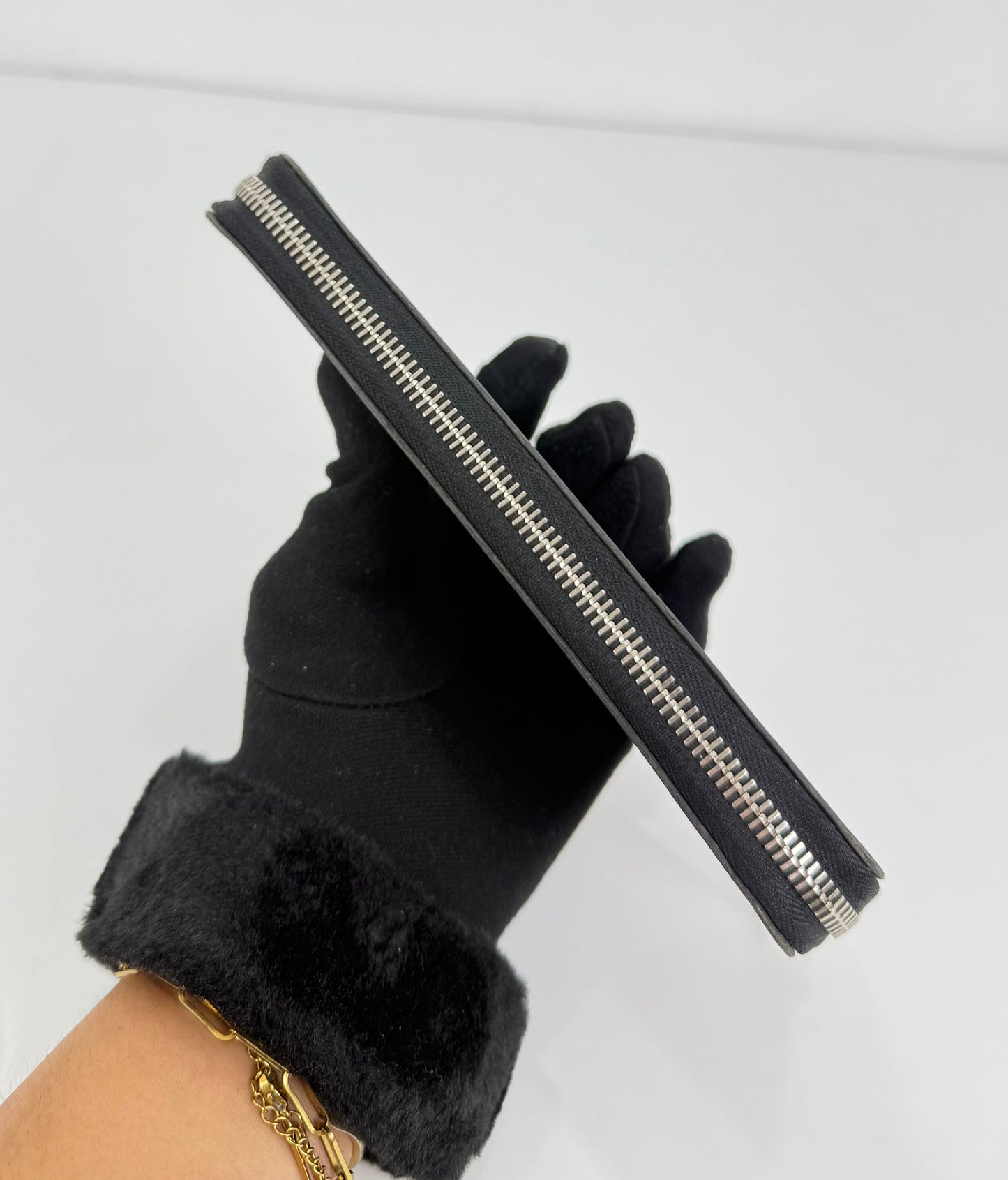 Louis Vuitton Damier Graphite Zippy Organizer