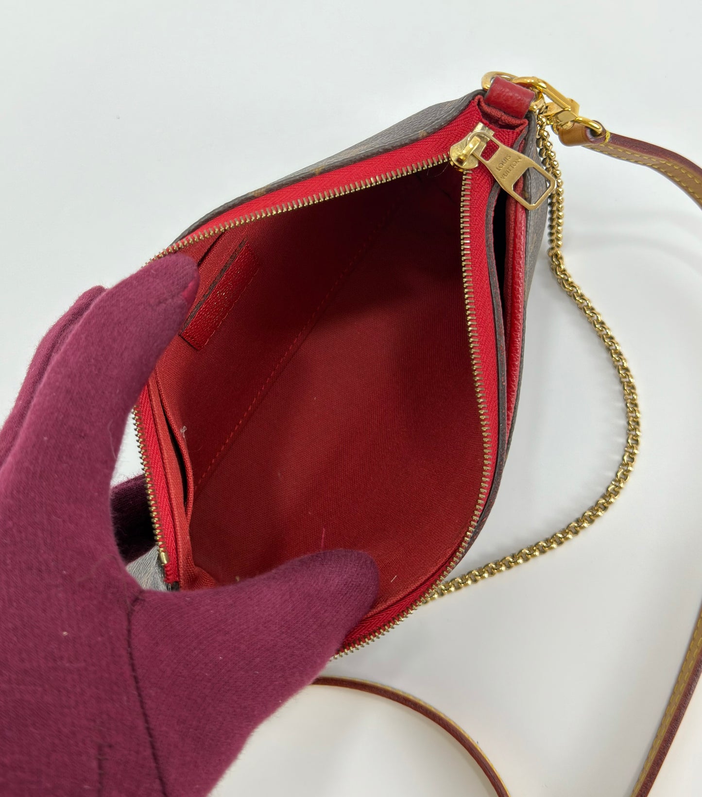 Louis Vuitton Pallas Cluth Monogram Canvas