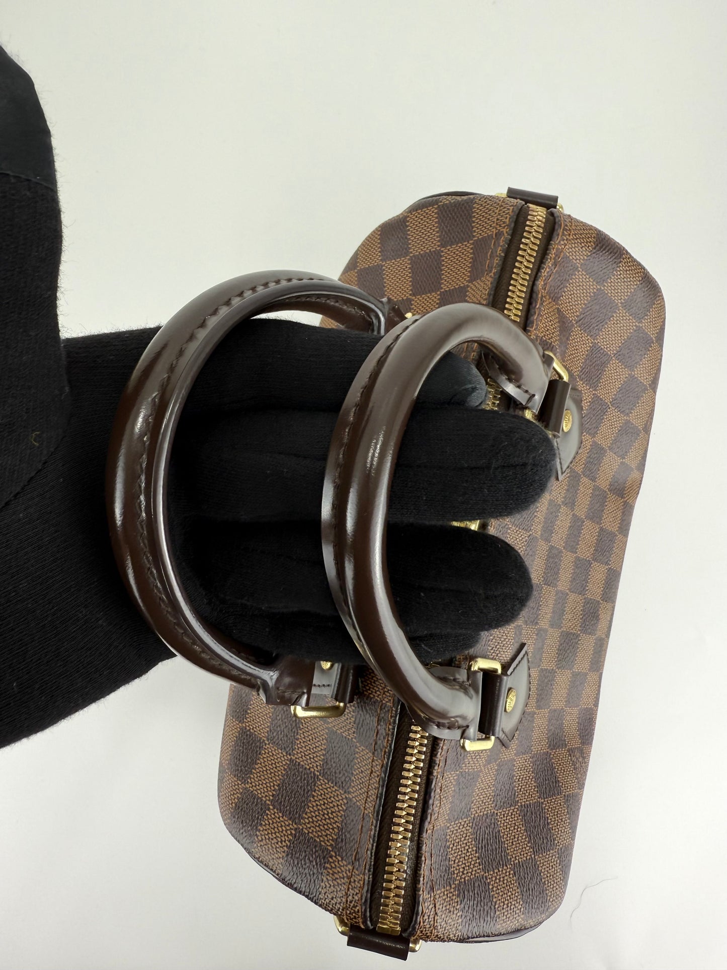 Loui Vuitton Bando 25 Damier Ebene