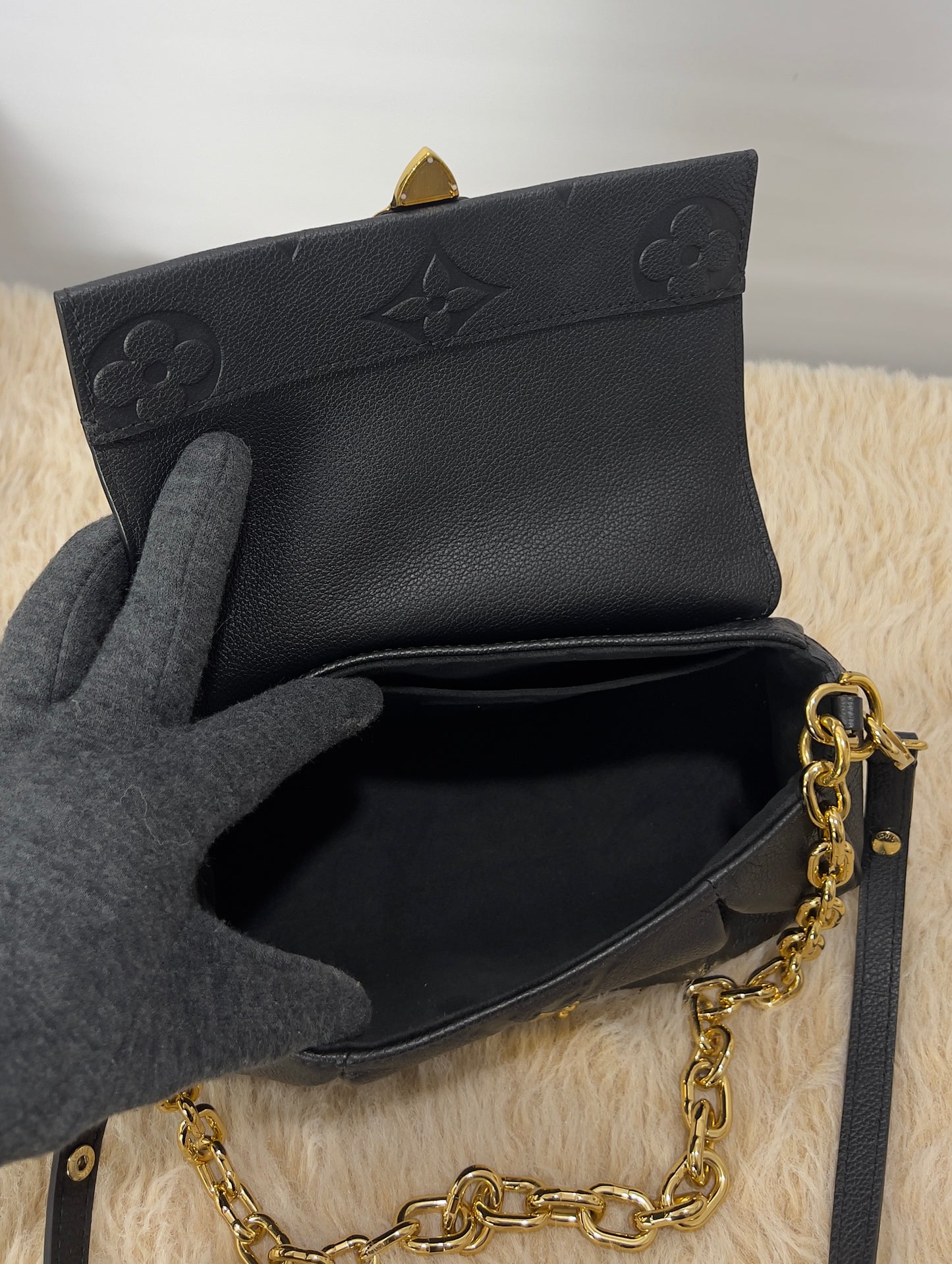 Louis Vuitton Favorite Monogram Empreinte Leather
