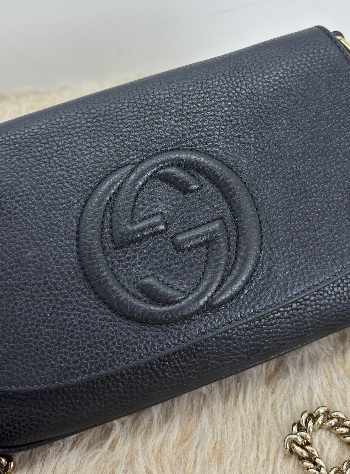Gucci Pebbled Leather GG Soho Chain Bag
