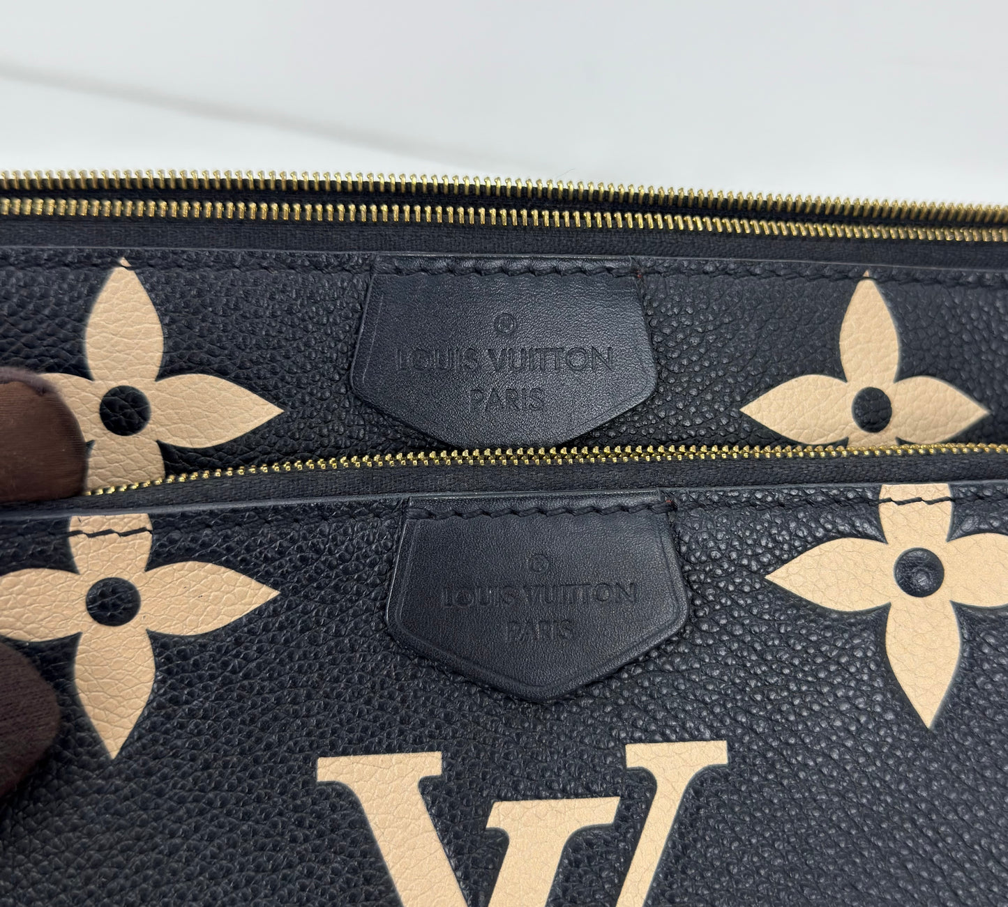 Louis Vuitton Multi Pochette Accesoires Monogram Empreinte