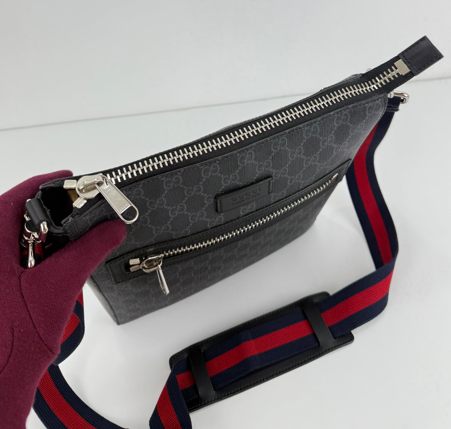 Gucci GG Supreme Messenger Bag