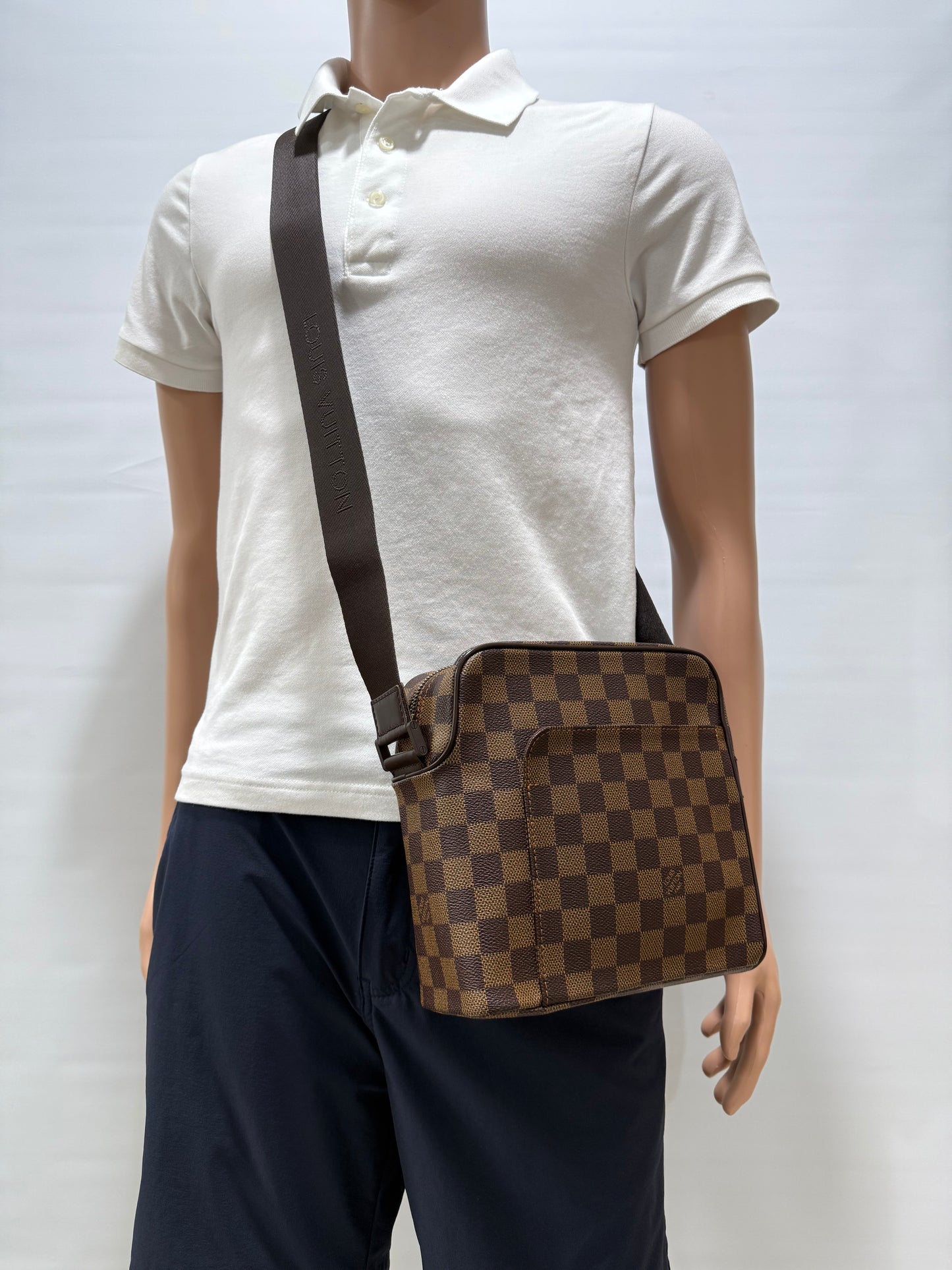 Louis Vuitton Damier Ebene Olav Pm