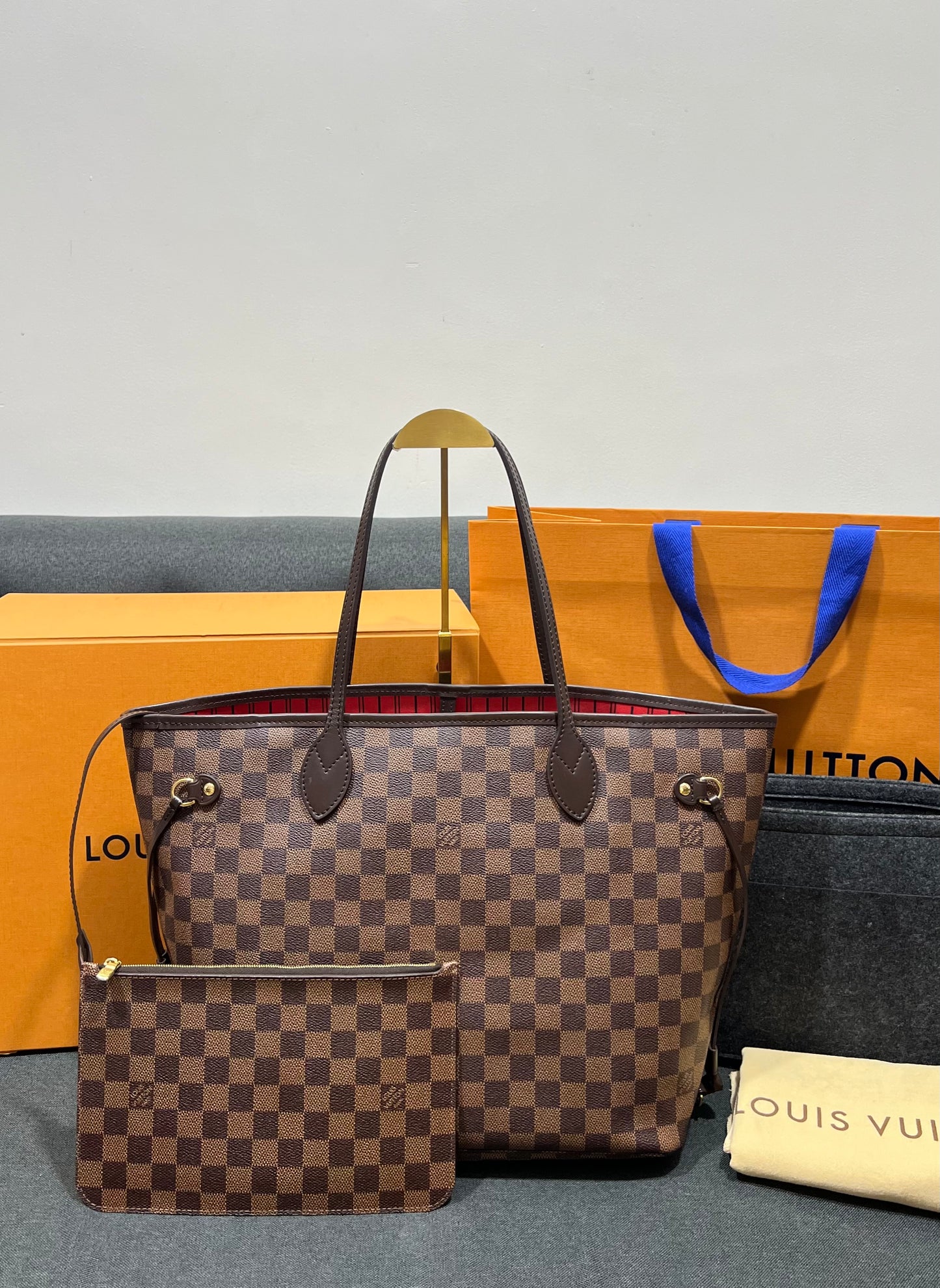 Louis Vuitton Neverfull MM Damier Ebene With Pouch