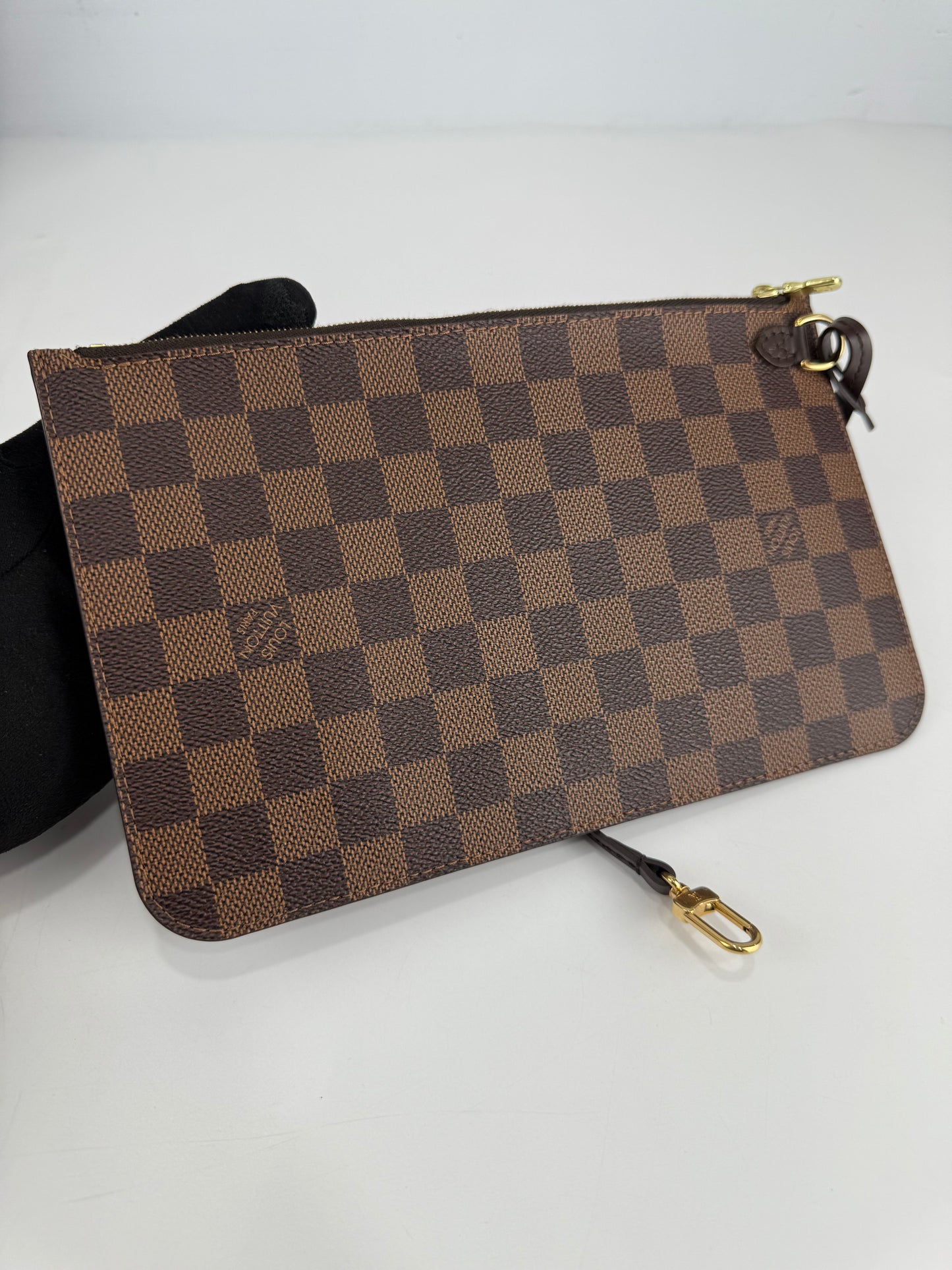 Louis Vuitton Neverful MM Damier Ebene With Pouch