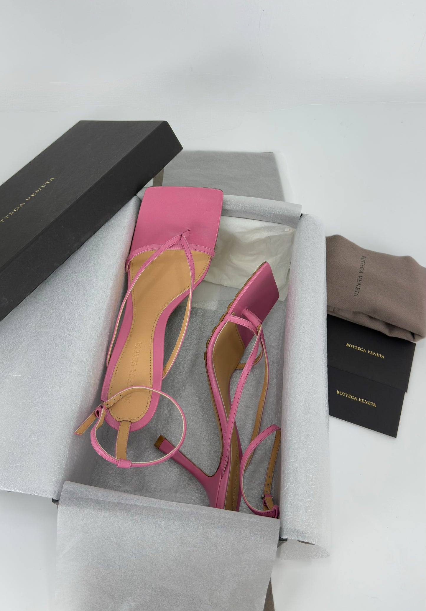 Bottega Veneta Bottega Sandal Pelle S Gomma Kid
Lipstick Fresia Size 39