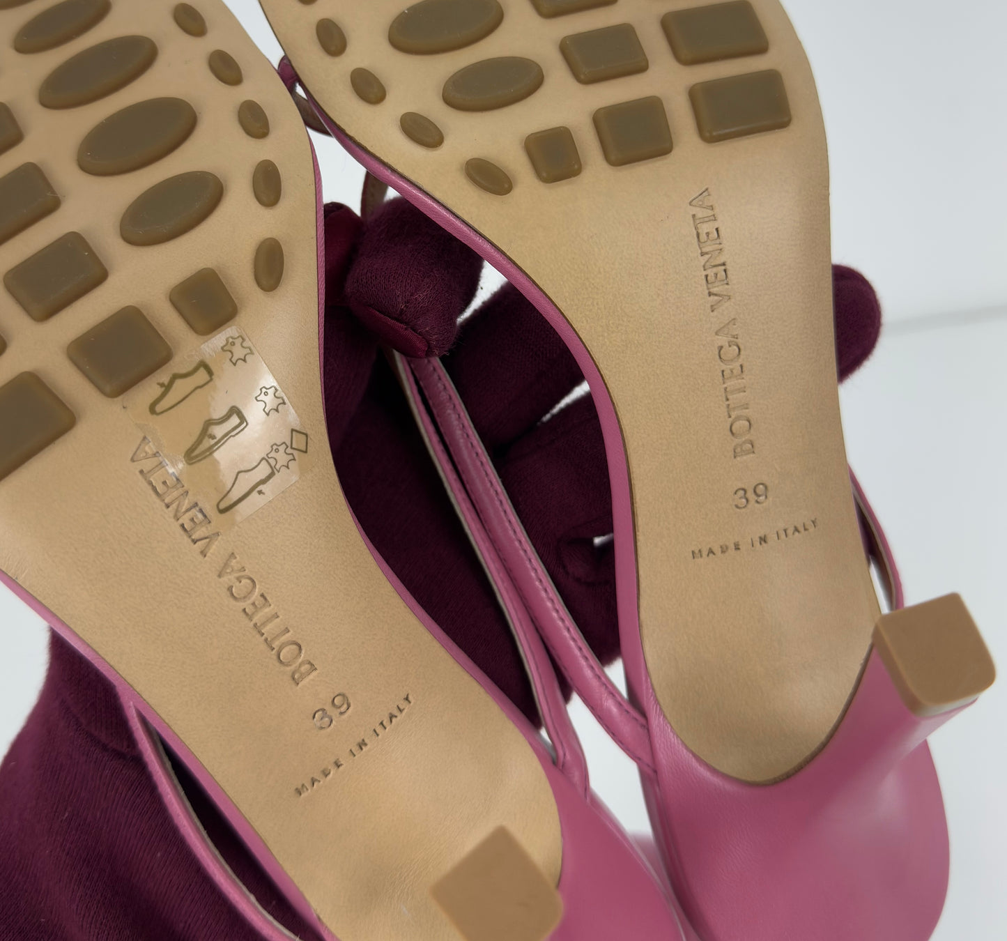 Bottega Veneta Bottega Sandal Pelle S Gomma Kid
Lipstick Fresia Size 39