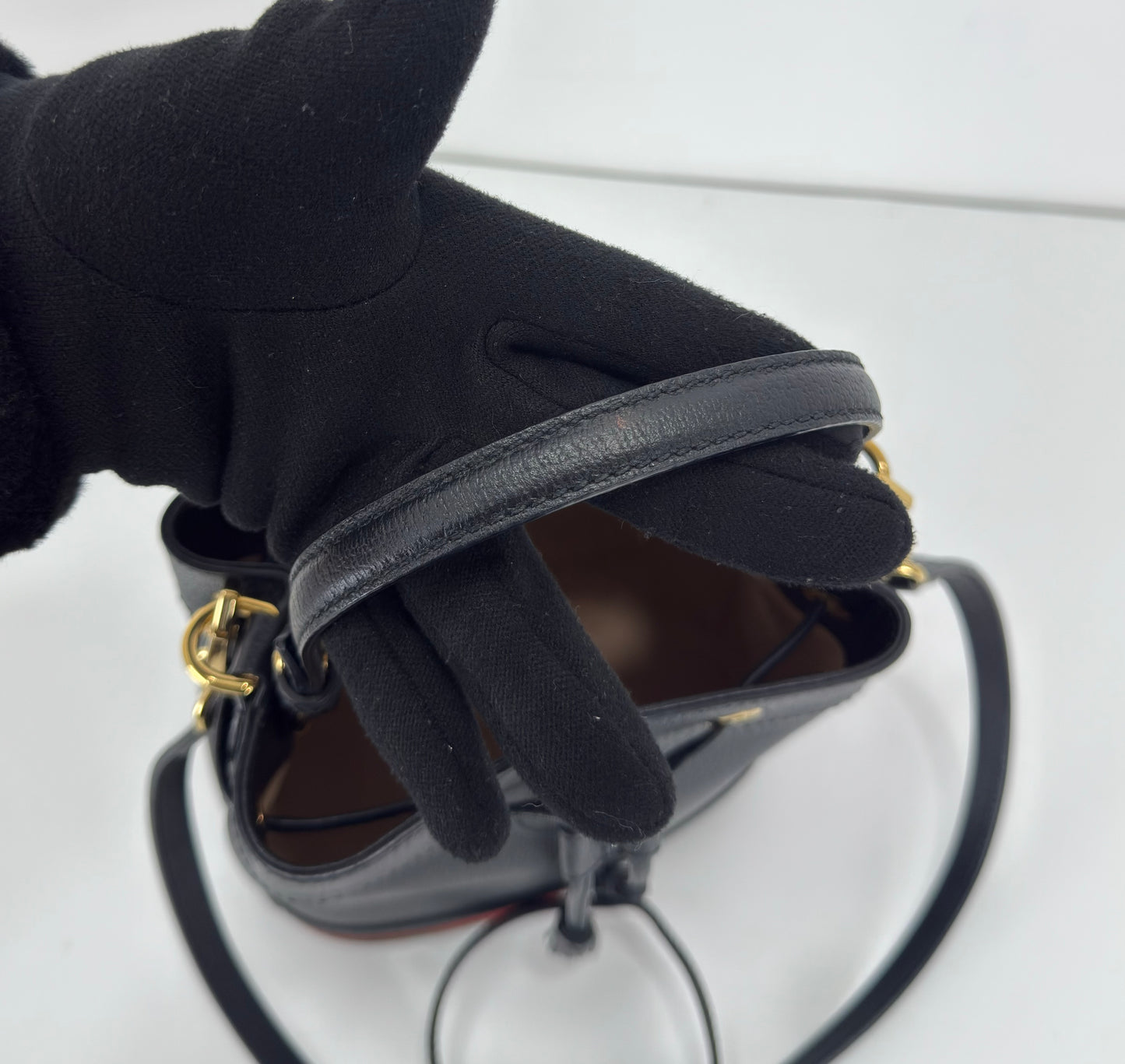 Gucci GG Ophidia Small Leather Bucket Bag