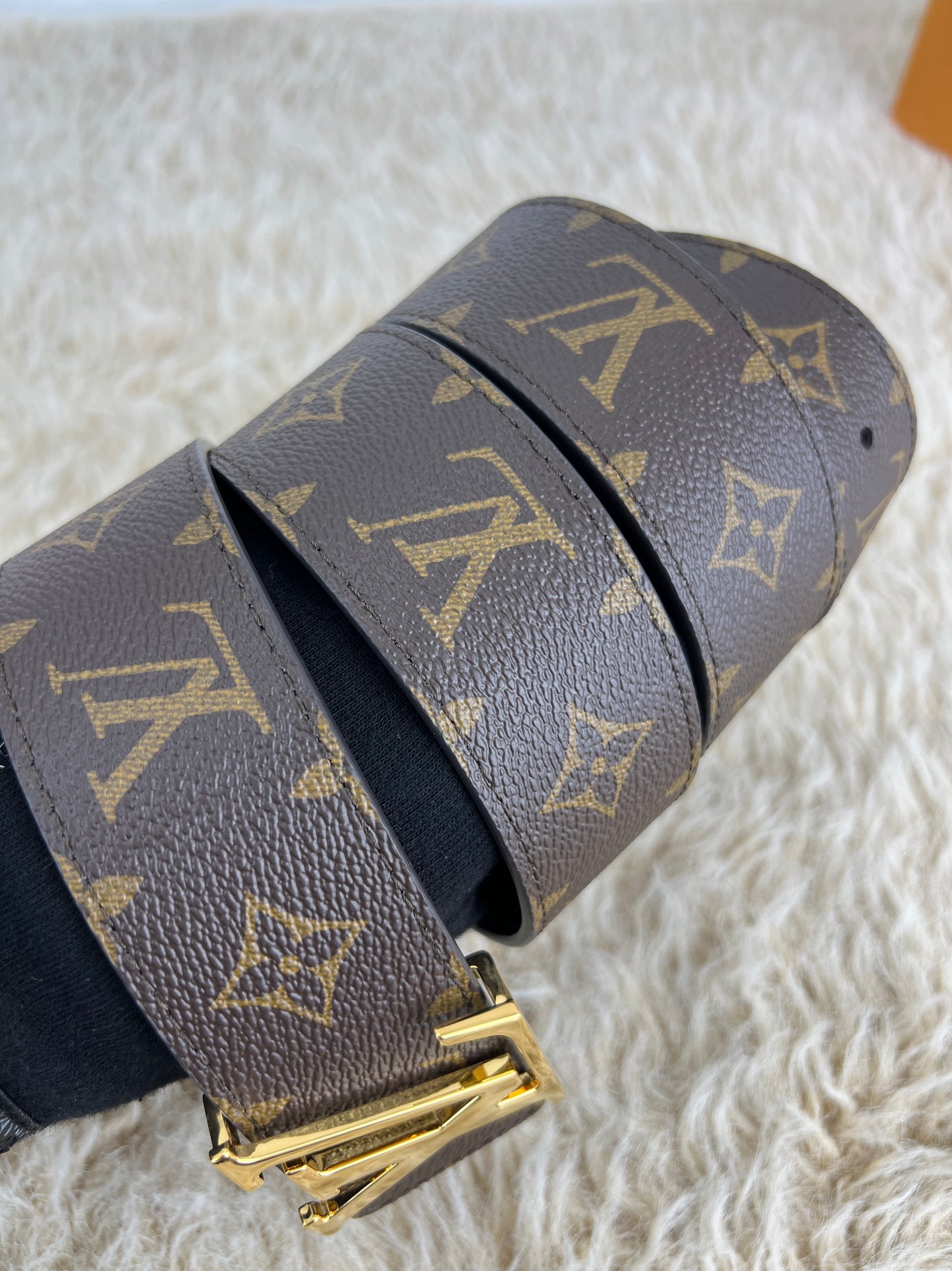 Louis Vuitton Monogram Canvas LV Initiales Reversible Belt 95/38
