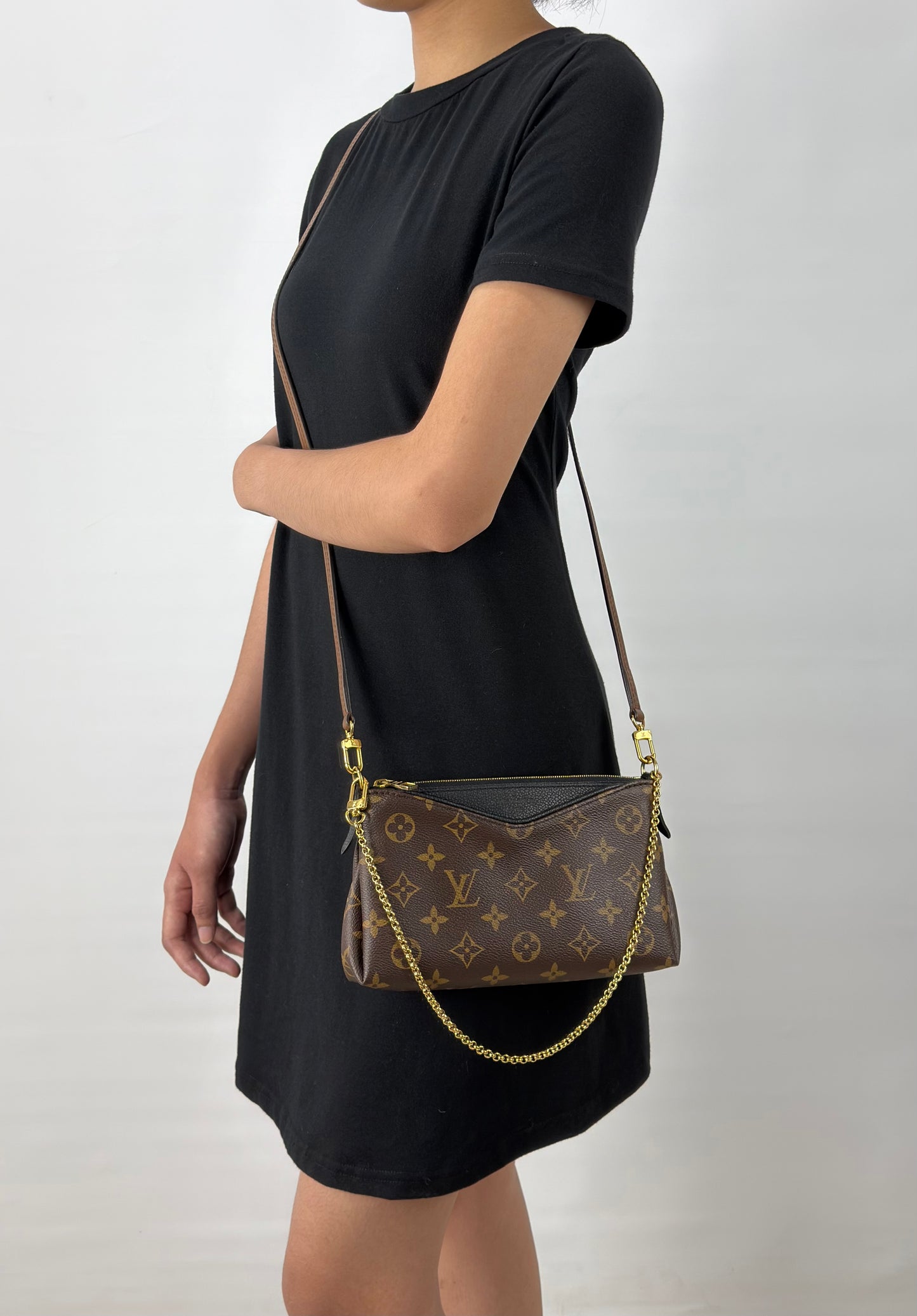 Louis Vuitton Monogram Canvas Pallas Clutch
