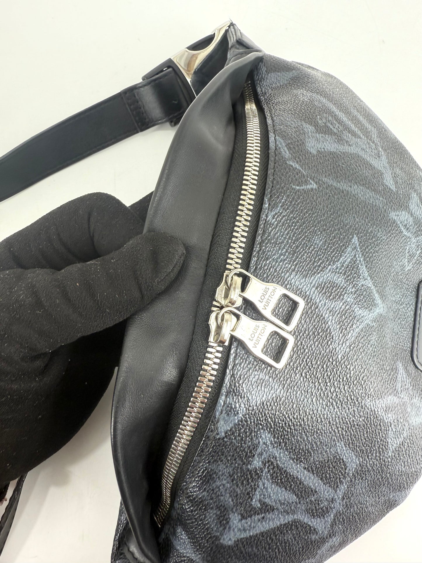 Louis Vuitton Pastel Noir Discovery Bumbag