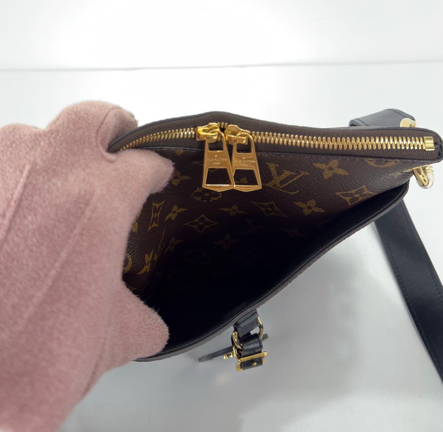 Louis Vuitton Monogram Canvas Odeon PM Noir