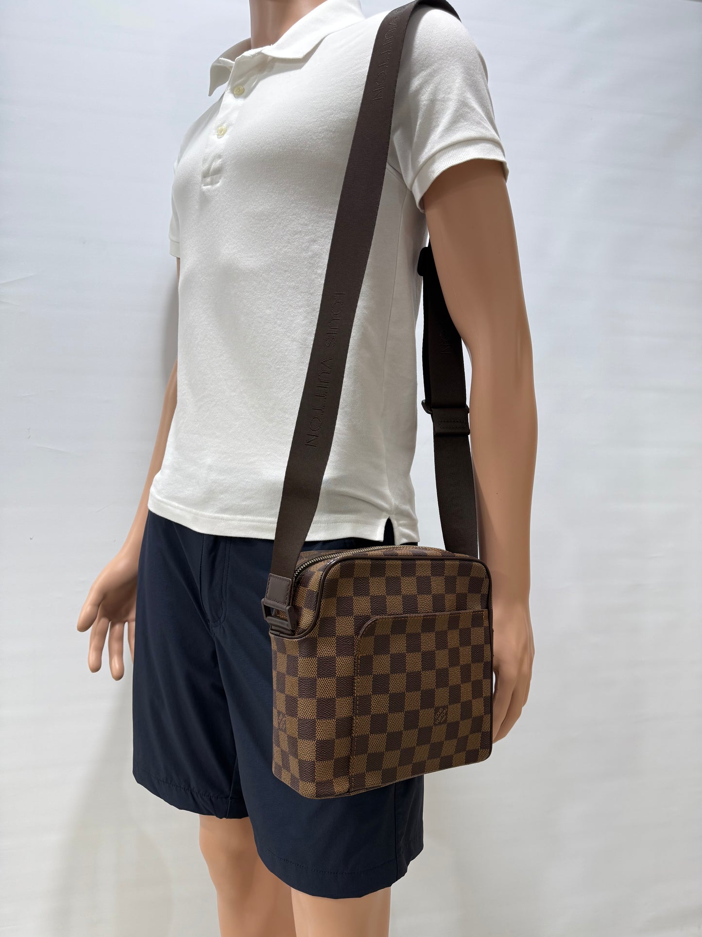 Louis Vuitton Damier Ebene Olav Pm