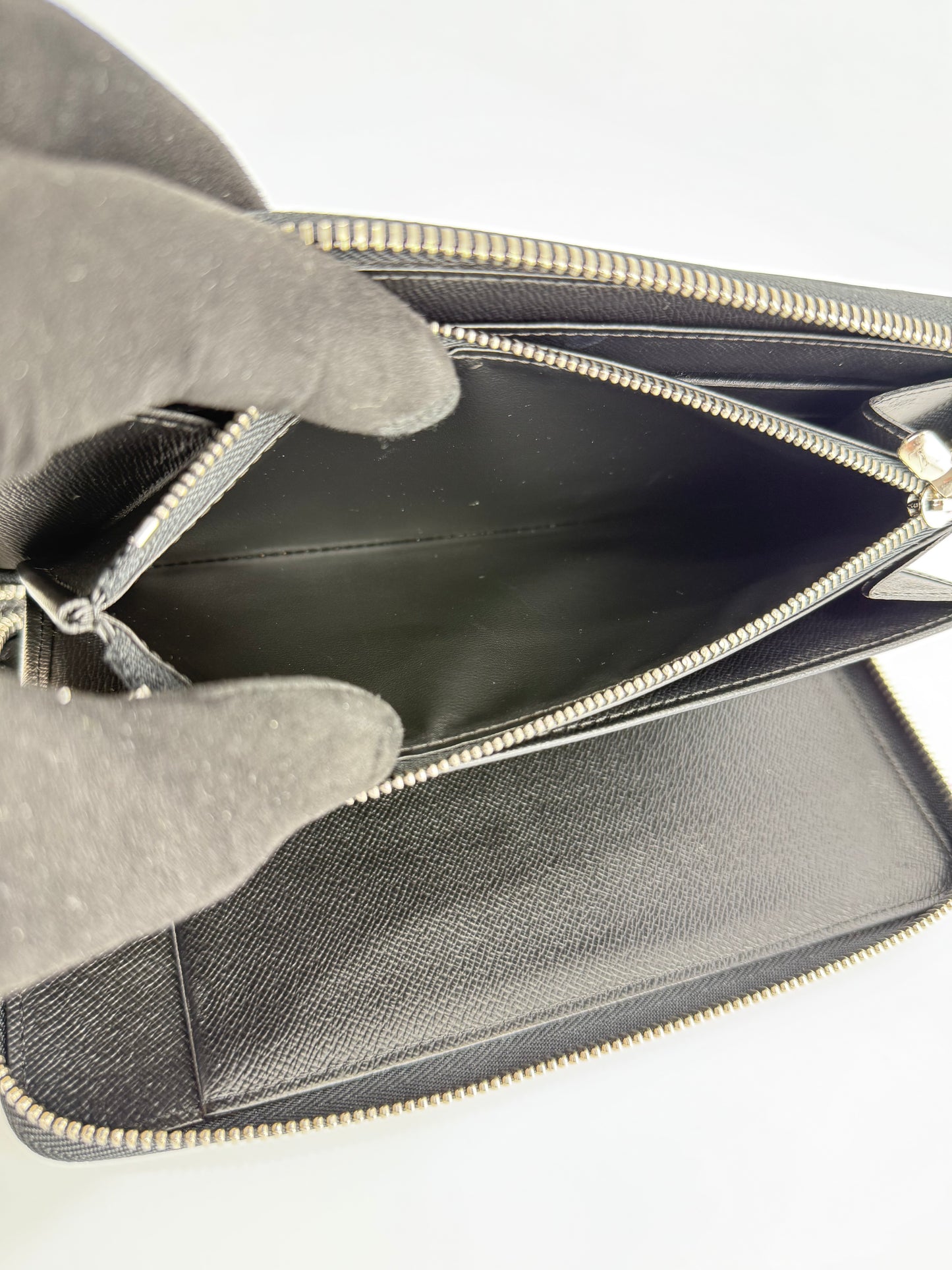 Louis Vuitton Wallet Zippy Organizer