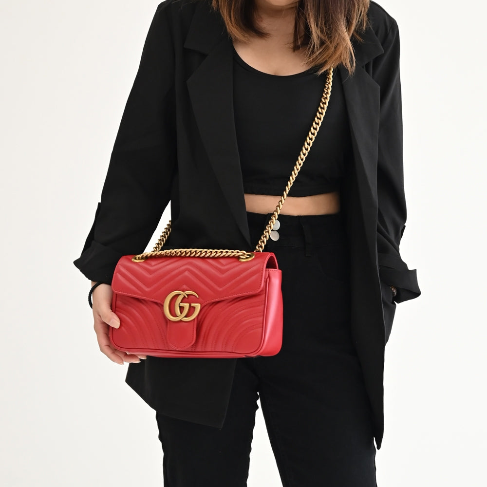 Gucci Medium Marmont Flap Matellasé Shoulder Bag