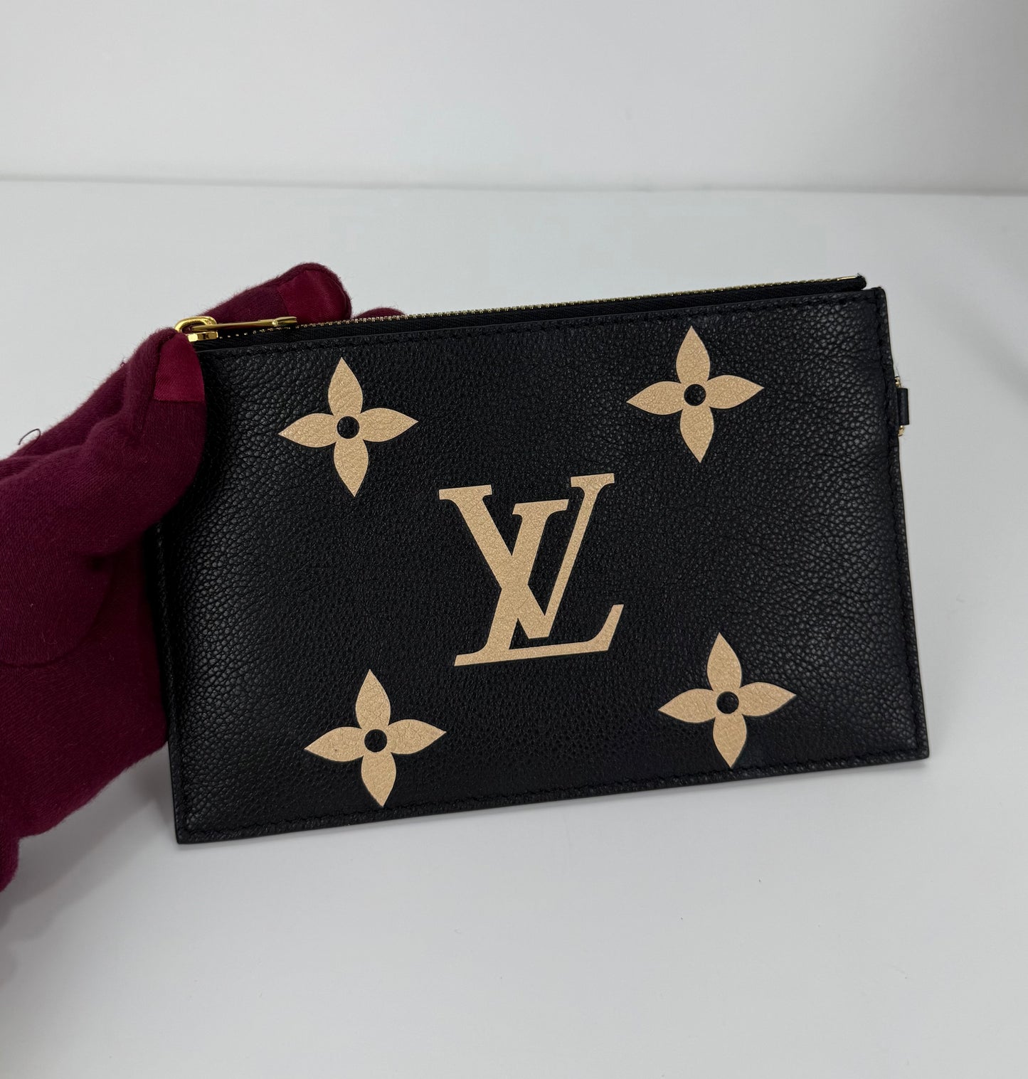 Louis Vuitton Neo Noe MM Bucket Bag Empreinte Leather