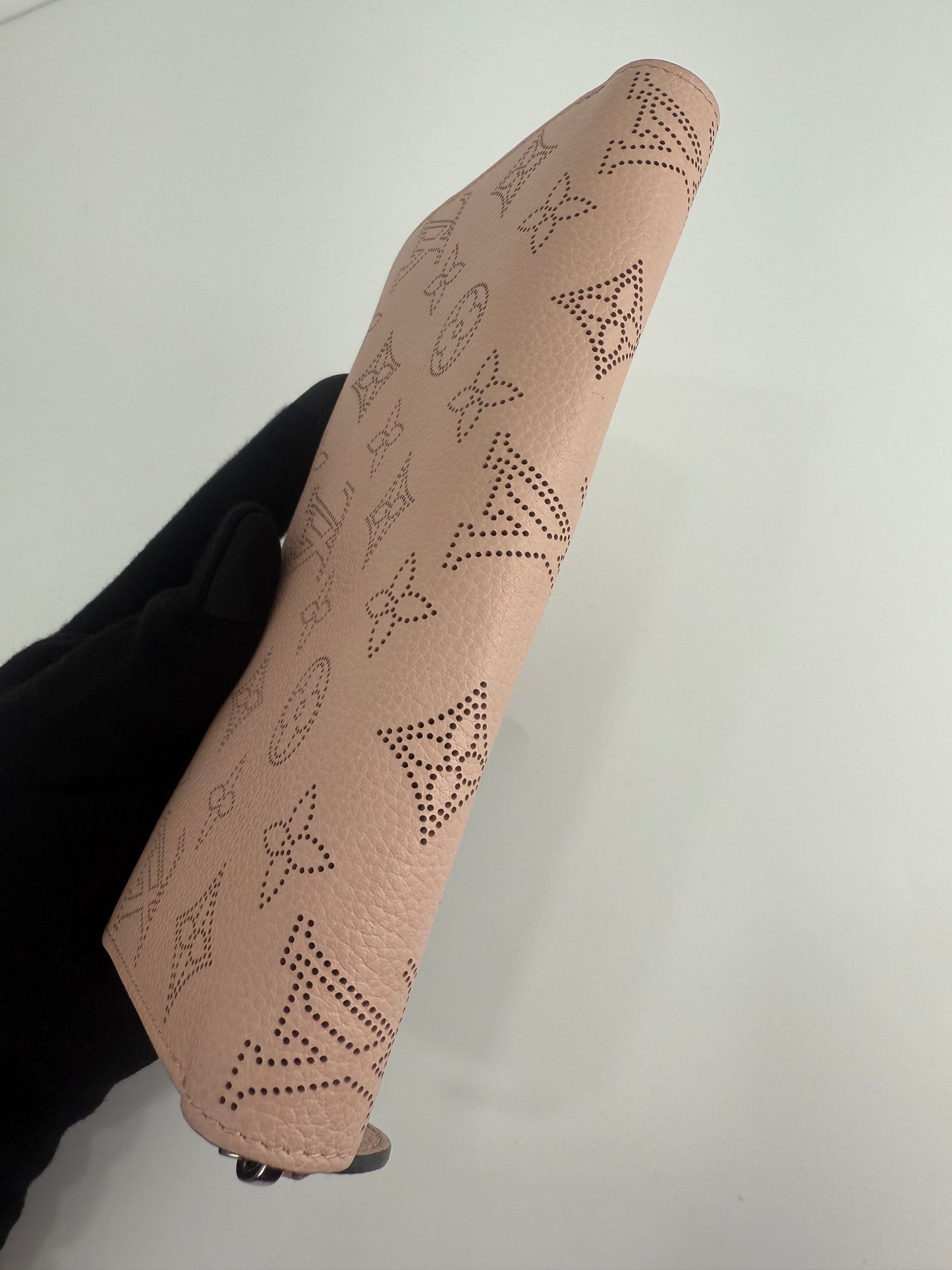 Louis Vuitton Magnolia Pink Monogram Mahina Zippy Wallet