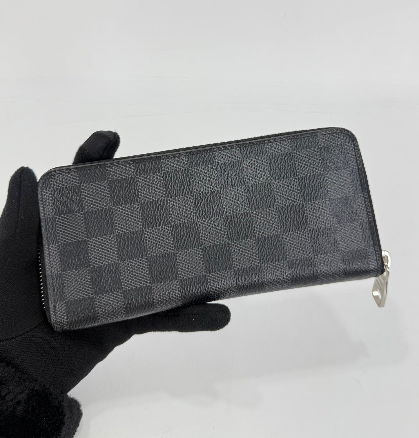 Louis Vuitton Damier Graphite Zippy Organizer
