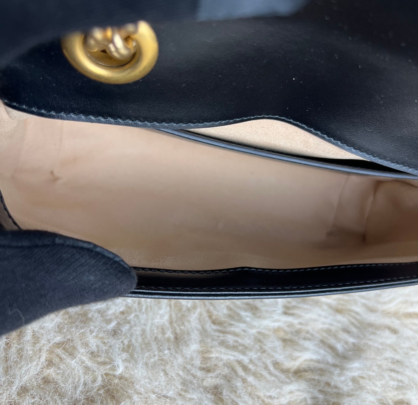 Gucci GG Marmont Mini Matelasse Shoulder Bag