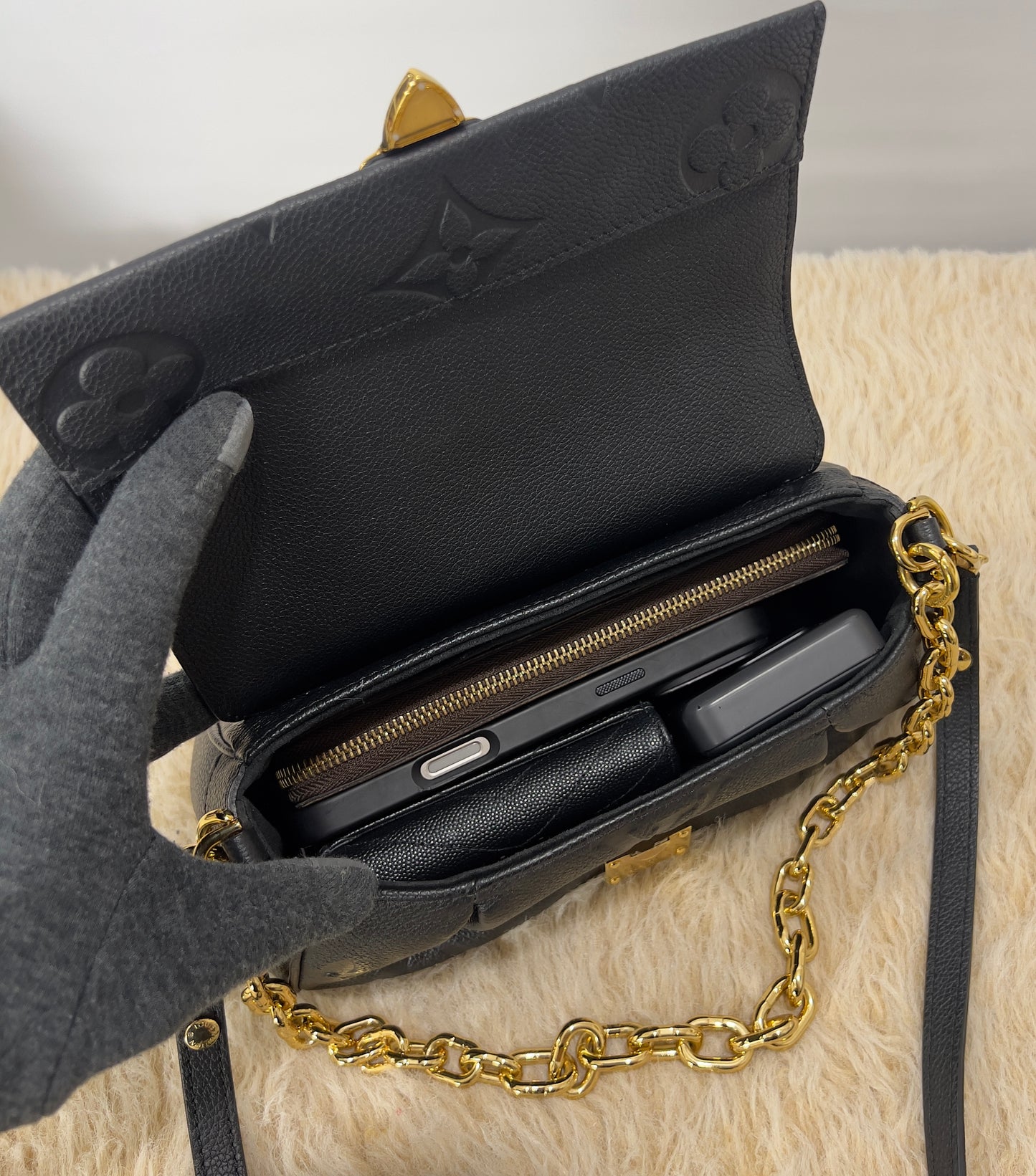 Louis Vuitton Favorite Monogram Empreinte Leather