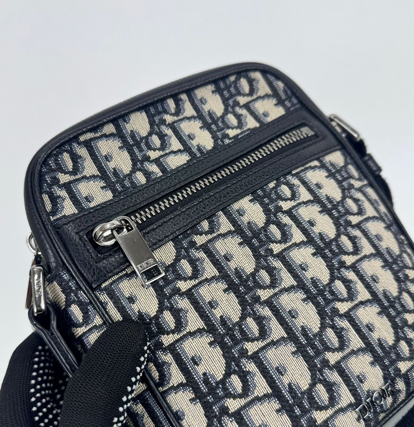 Dior messenger bag
