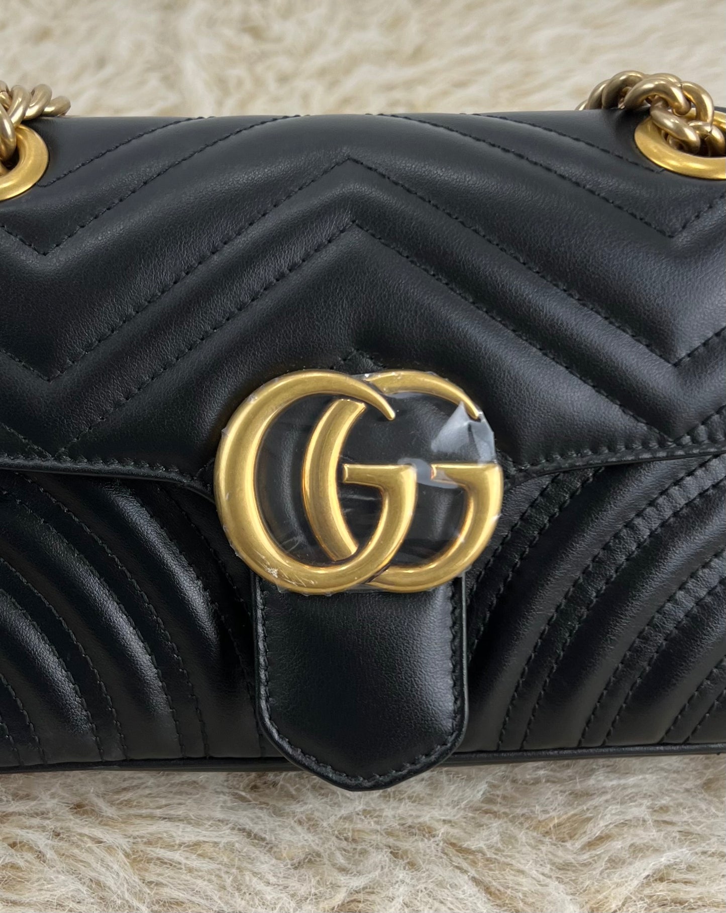 Gucci GG Marmont Mini Matelasse Shoulder Bag