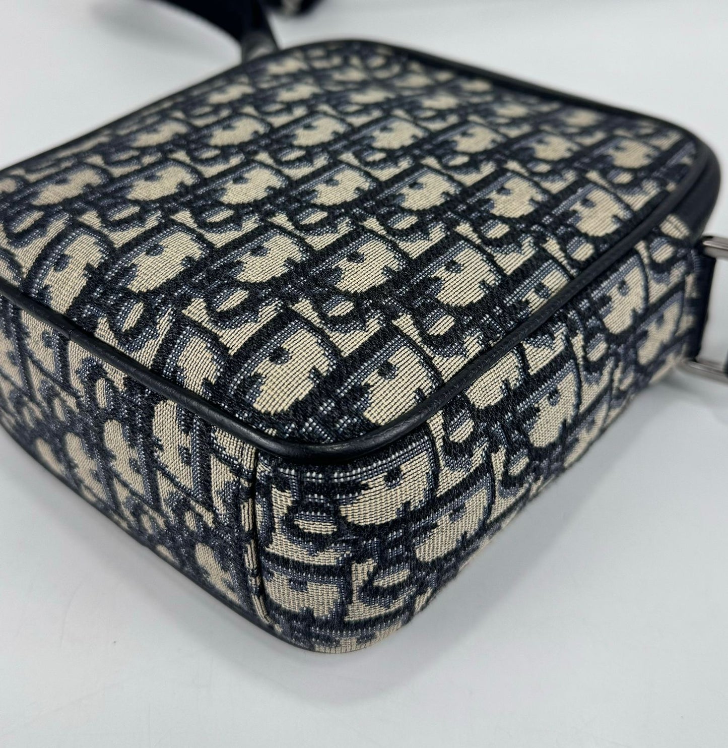 Dior messenger bag