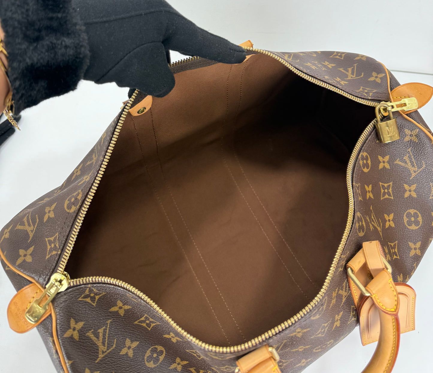 Louis Vuitton Monogram Canvas Keepal 45