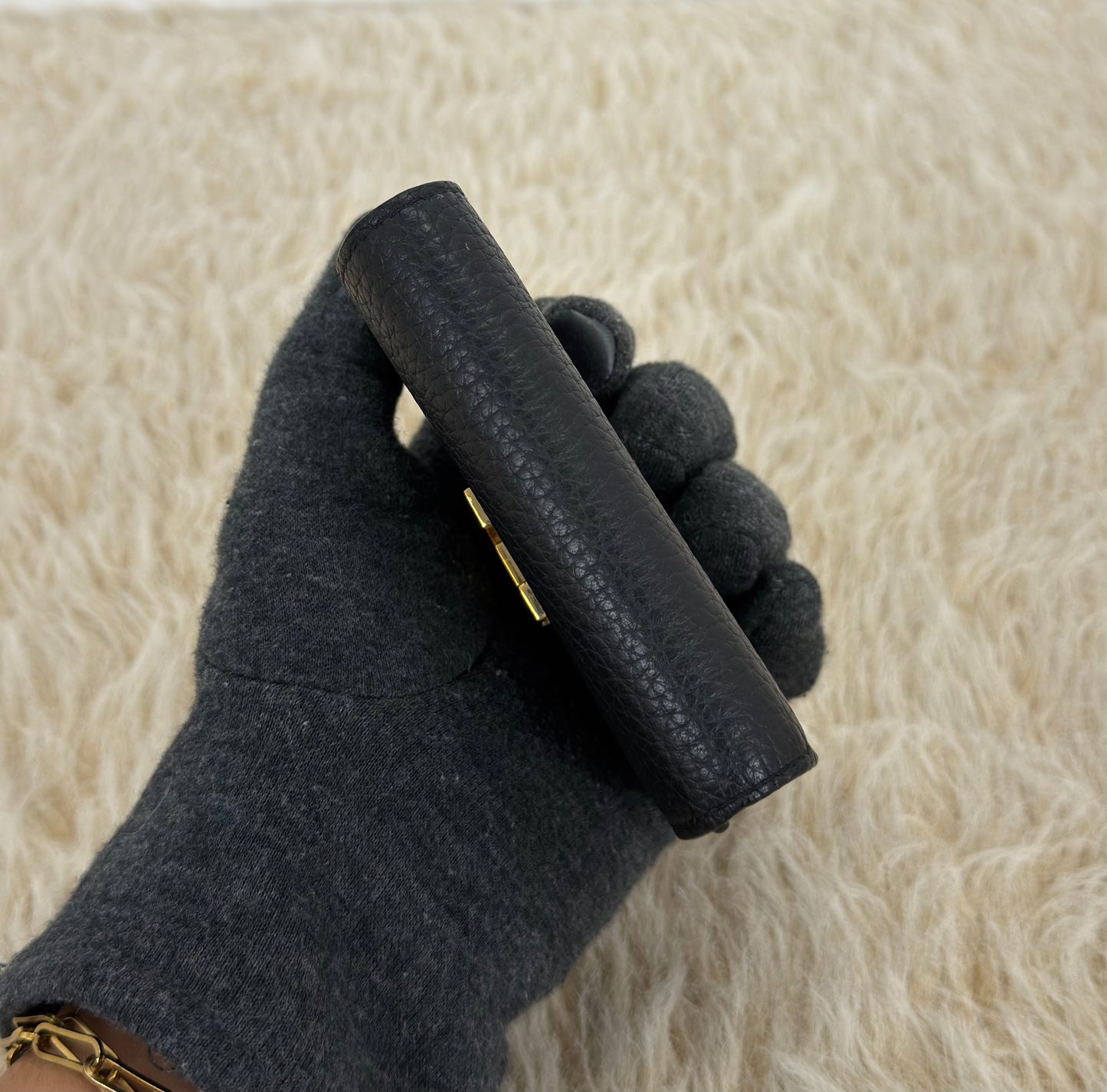 Louis Vuitton Portefeuille Capucines Tiny Wallet