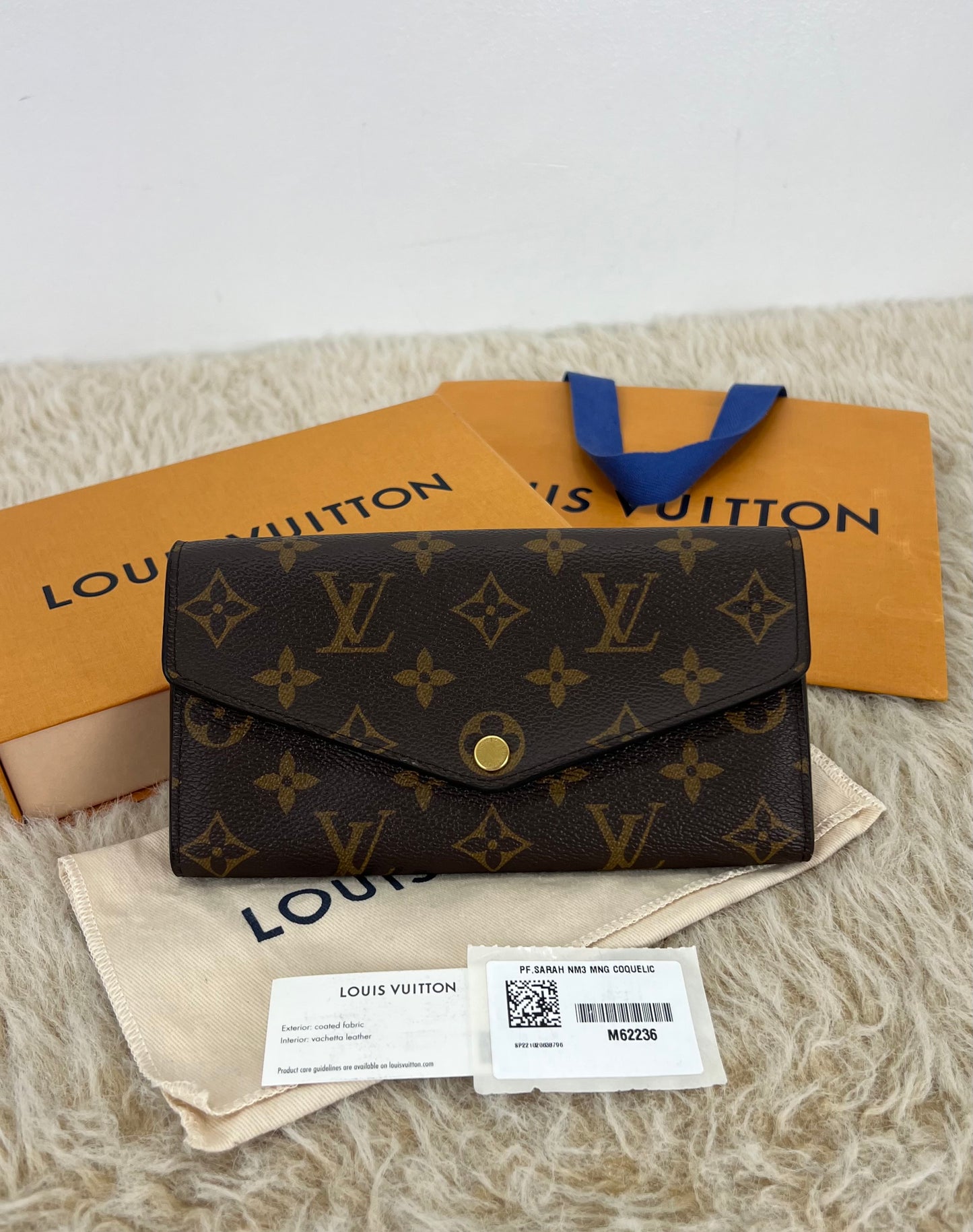 Louis Vuitton Monogram Canvas Sarah Wallet