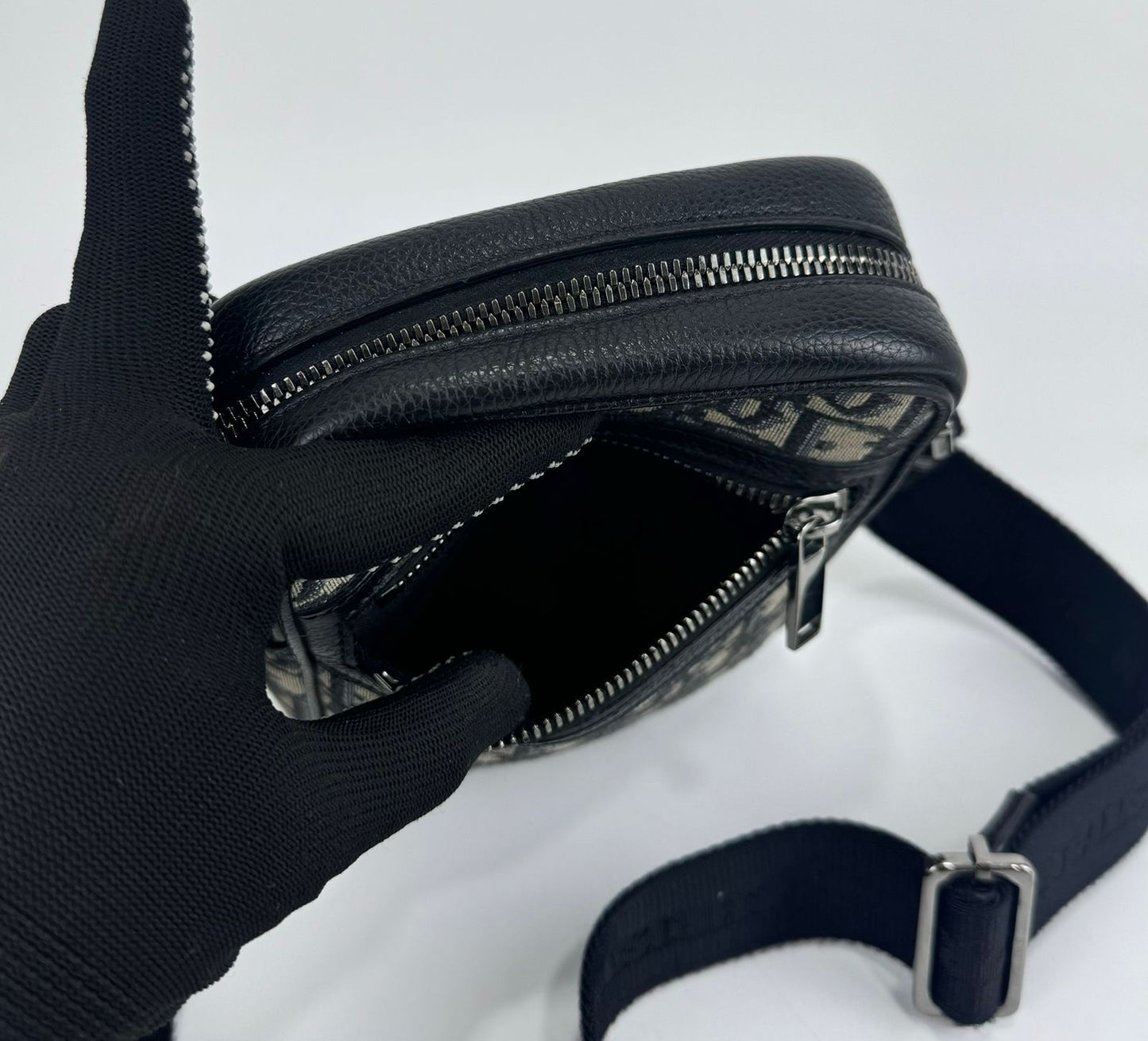 Dior messenger bag