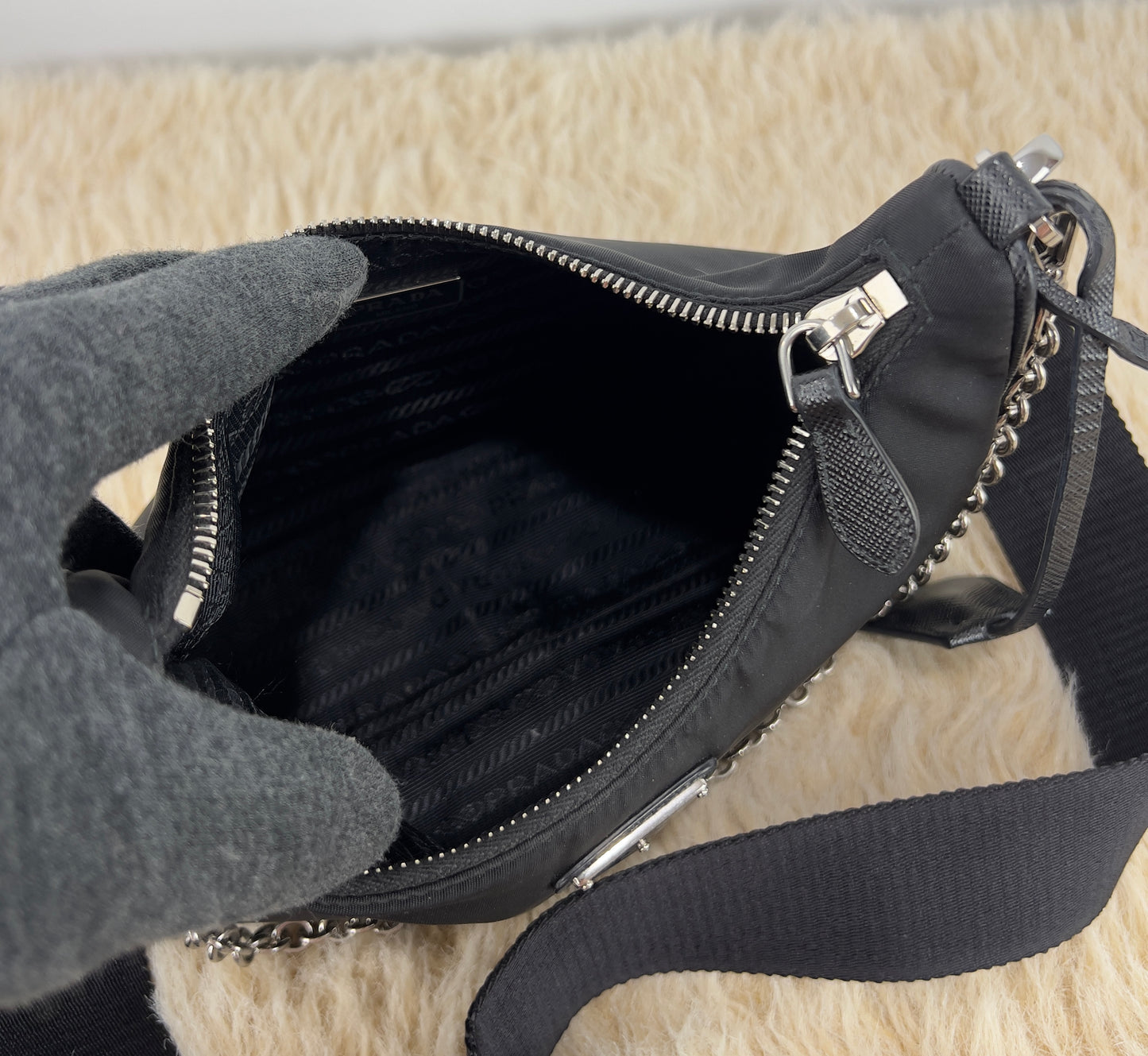 Prada Re-Edition 2005 Re-Nylon