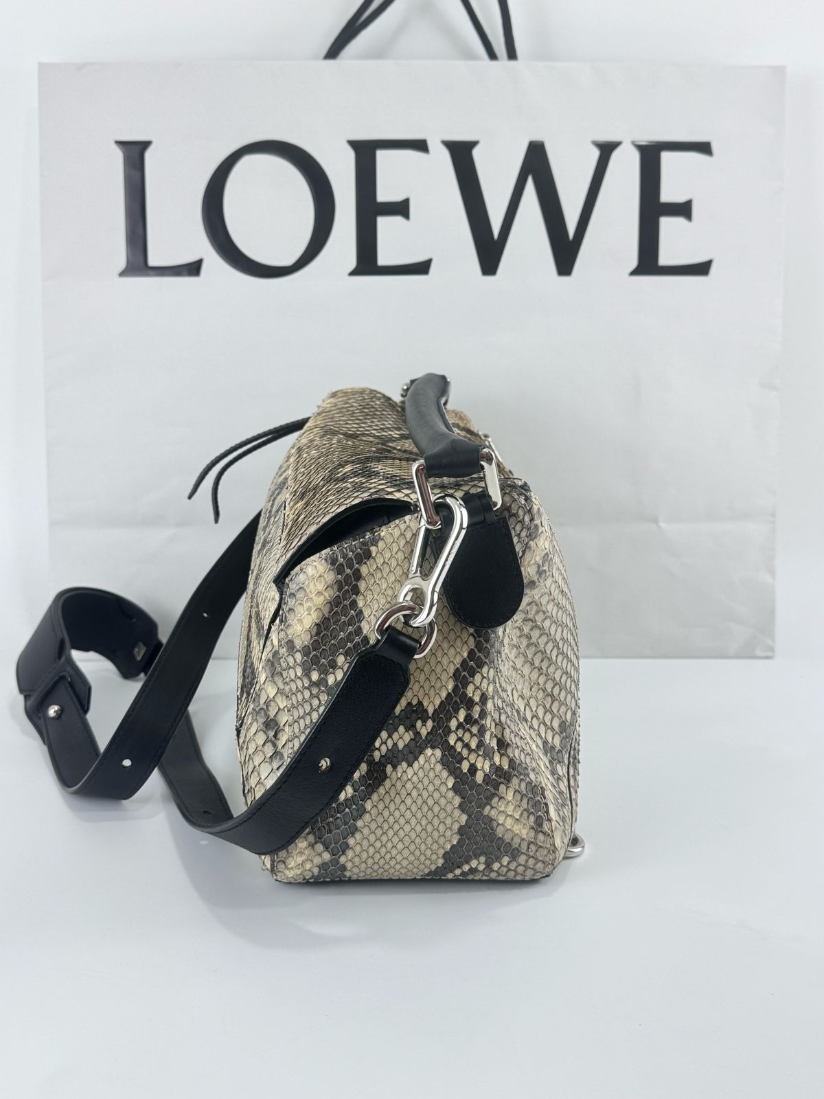 Loewe Puzzle Medium Python limited edition