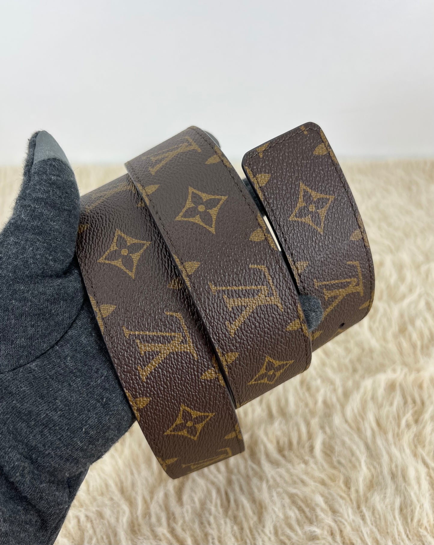 Louis Vuitton Monogram Canvas LV Initiales Reversible Belt 90/36