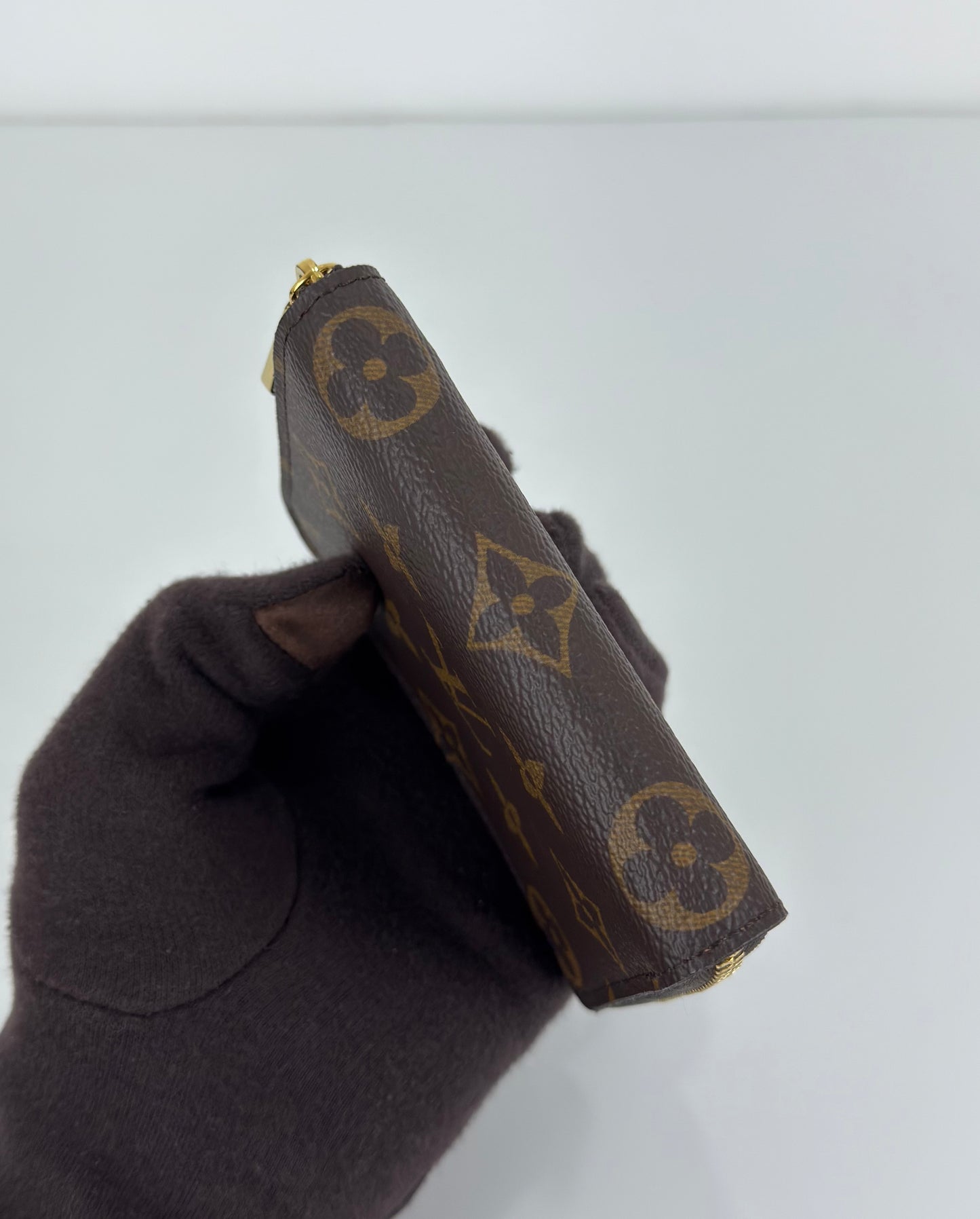 Louis Vuitton Monogram Canvas Zippy Coin Wallet
