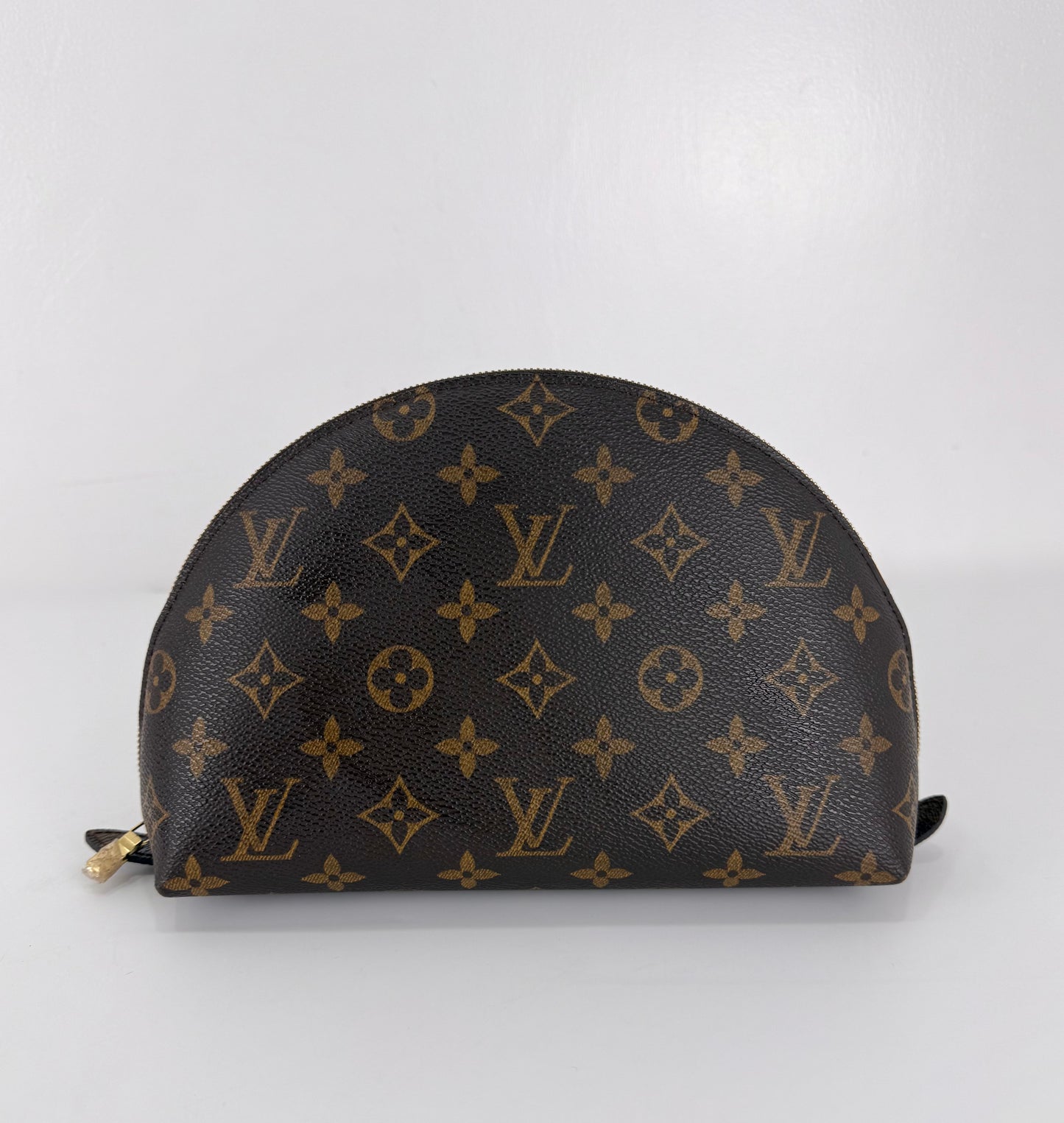 Louis Vuitton Monogram Trousse Demi Ronde
Cosmetic Pouch