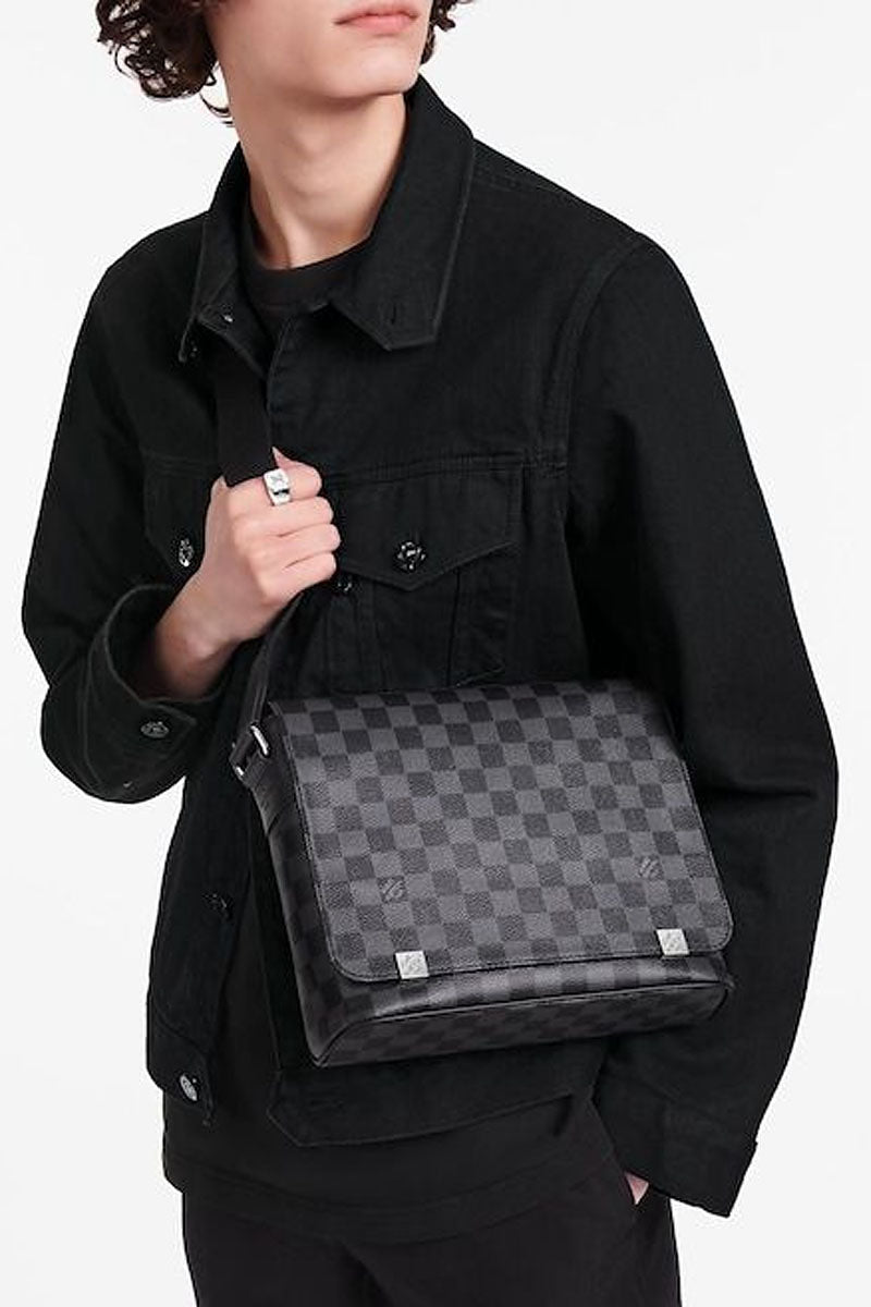 Louis Vuitton District PM Damier Graphite