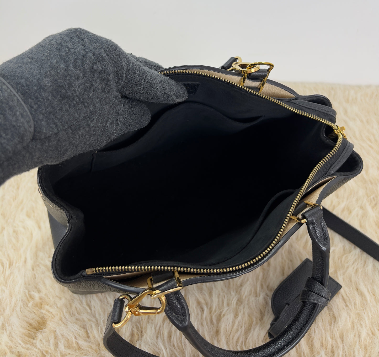 Louis Vuitton Petit Palais Bicolour Monogram Empreinte
