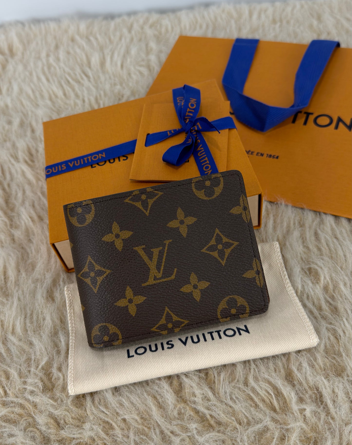 Louis Vuitton Monogram Multiple Bifold Wallet