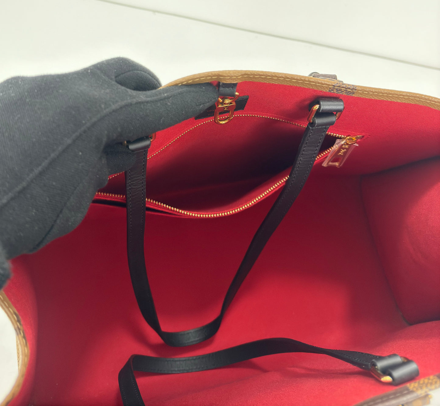 Louis Vuitton OnTheGo GM Reverse Monogram