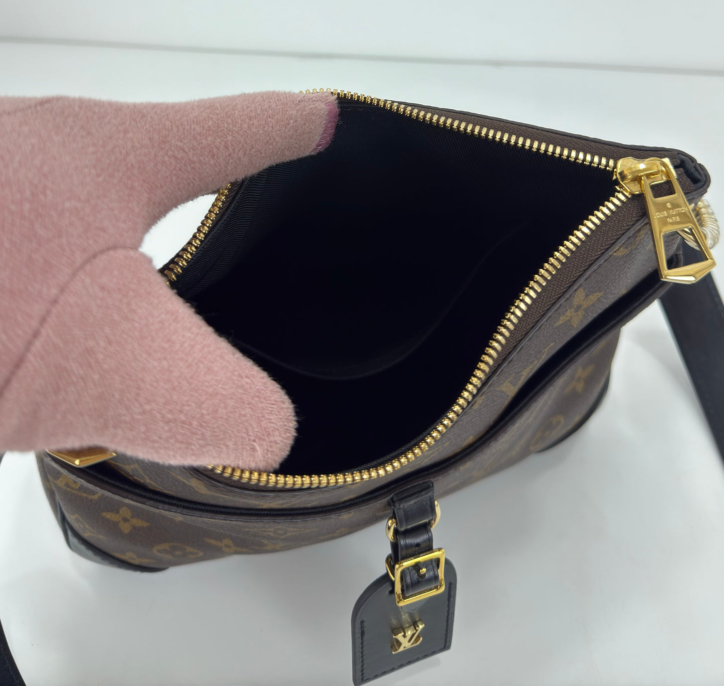 Louis Vuitton Monogram Canvas Odeon PM Noir