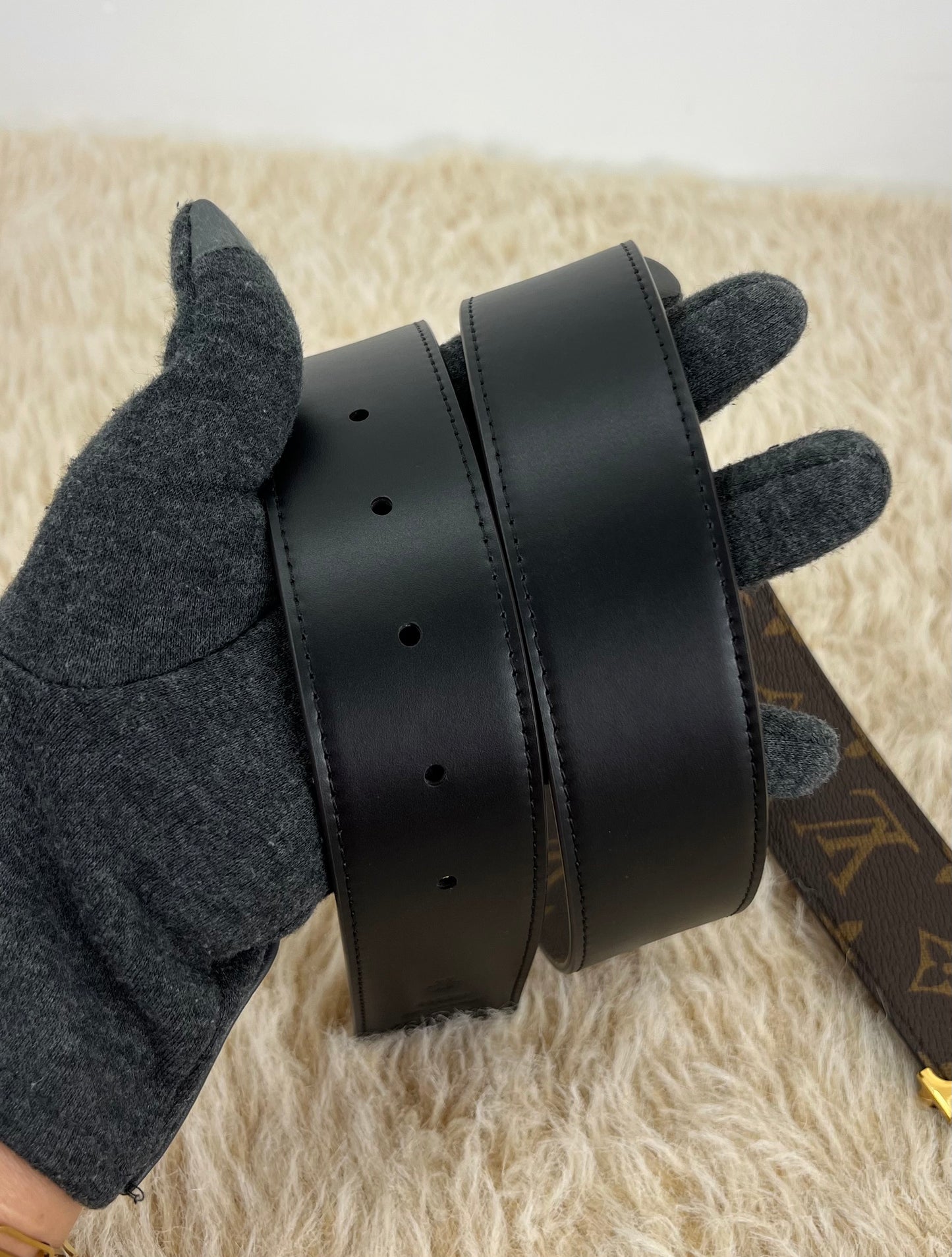 Louis Vuitton Monogram Canvas LV Initiales Reversible Belt 90/36