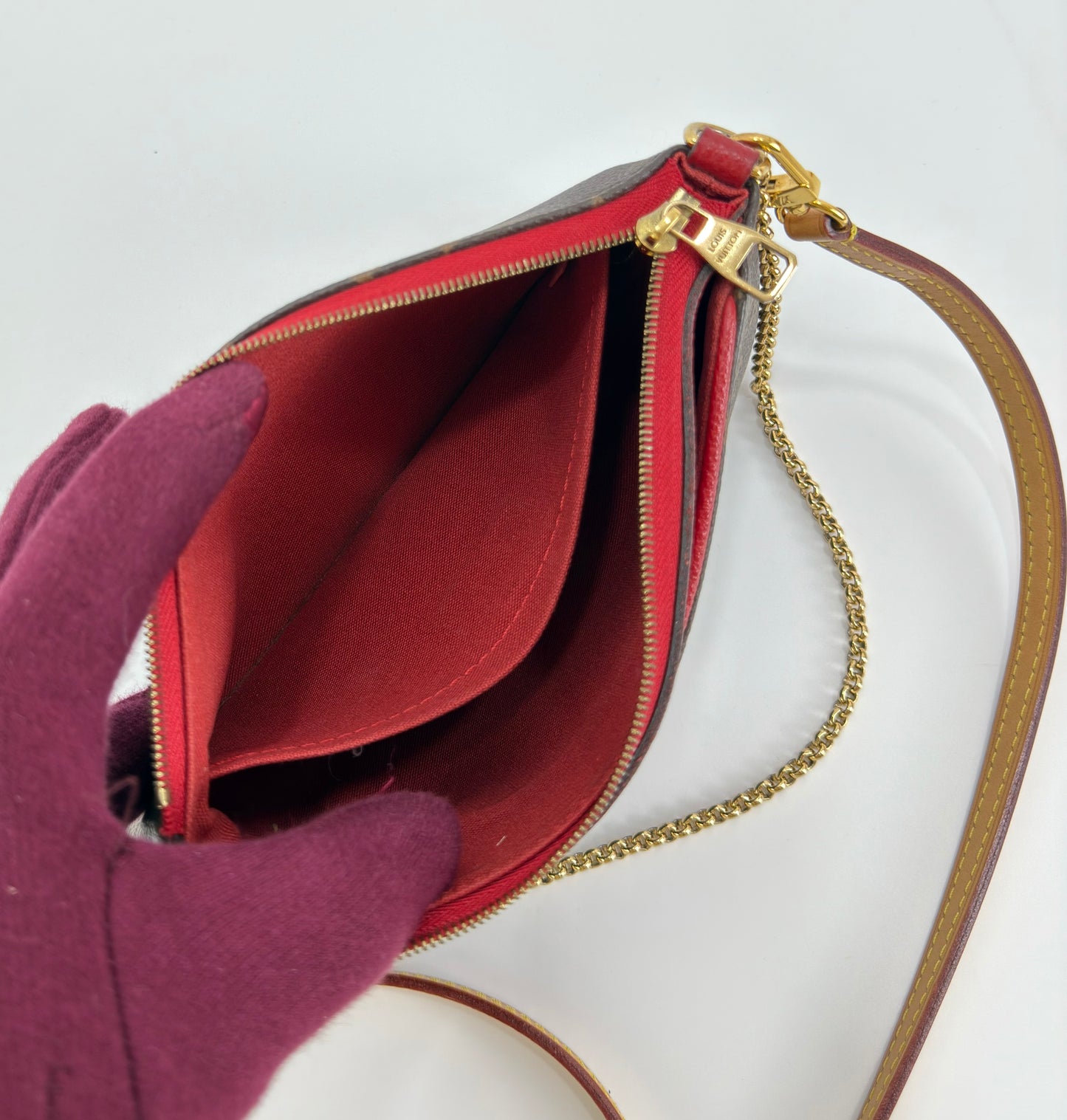 Louis Vuitton Pallas Cluth Monogram Canvas