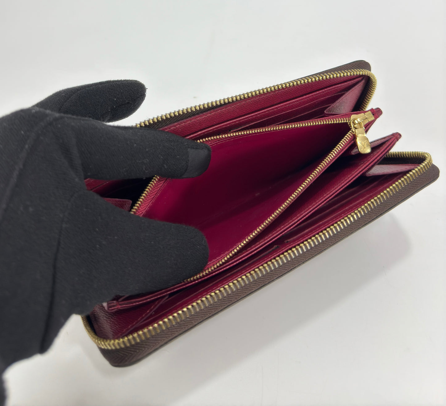 Louis Vuitton Monogram Zippy Wallet