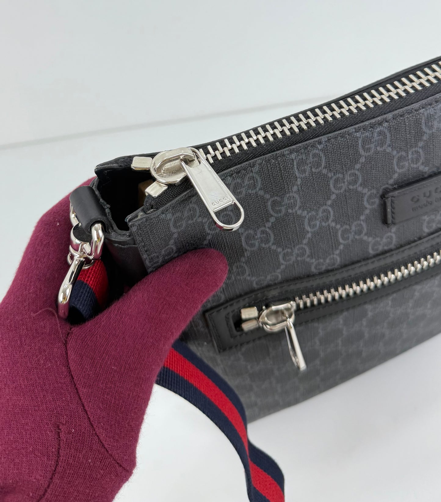 Gucci GG Supreme Messenger Bag