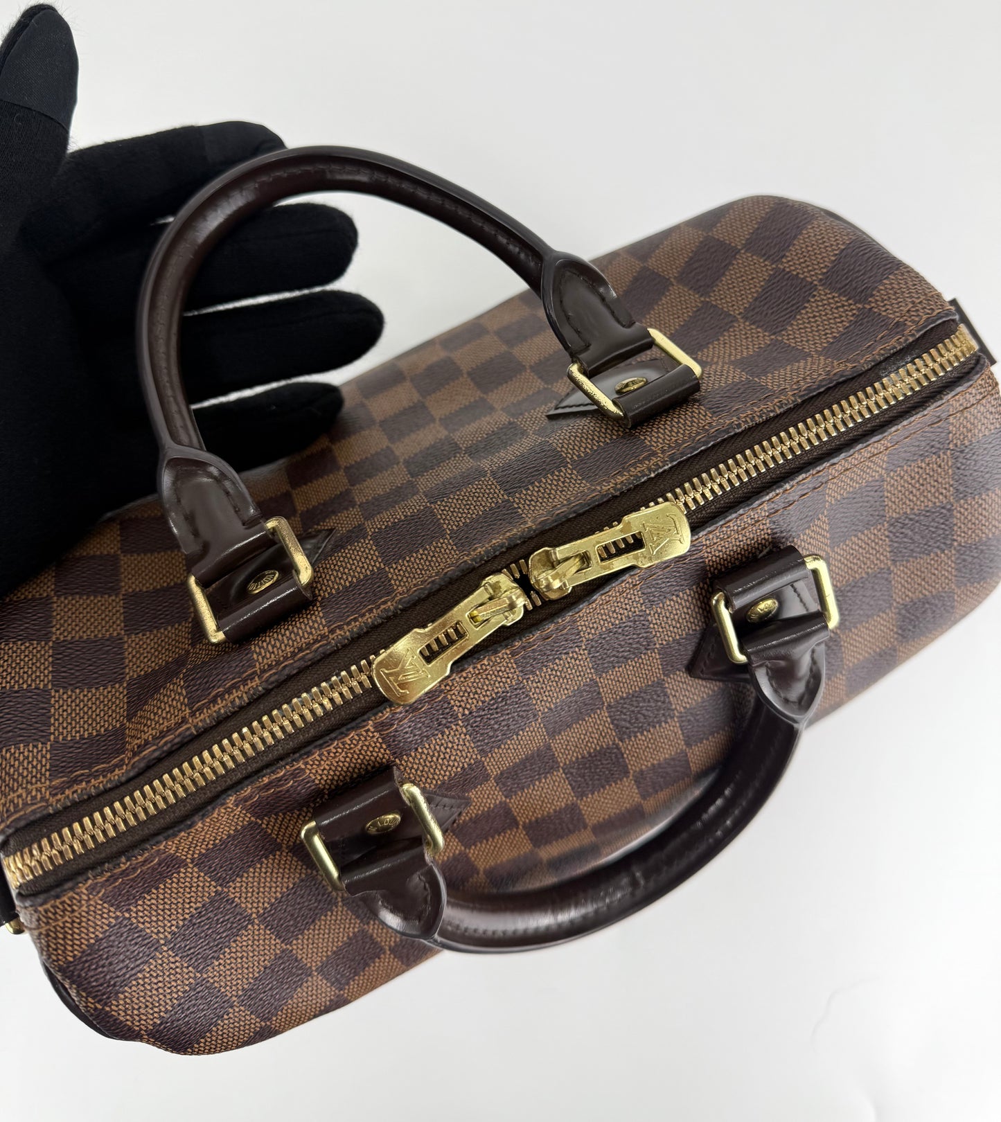 Loui Vuitton Bando 25 Damier Ebene