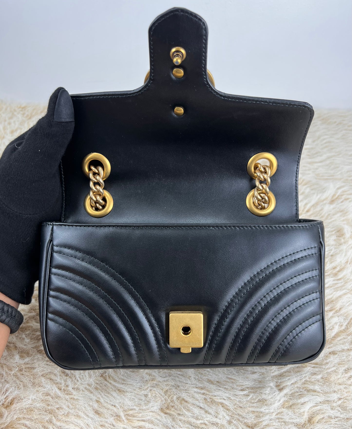 Gucci GG Marmont Mini Matelasse Shoulder Bag