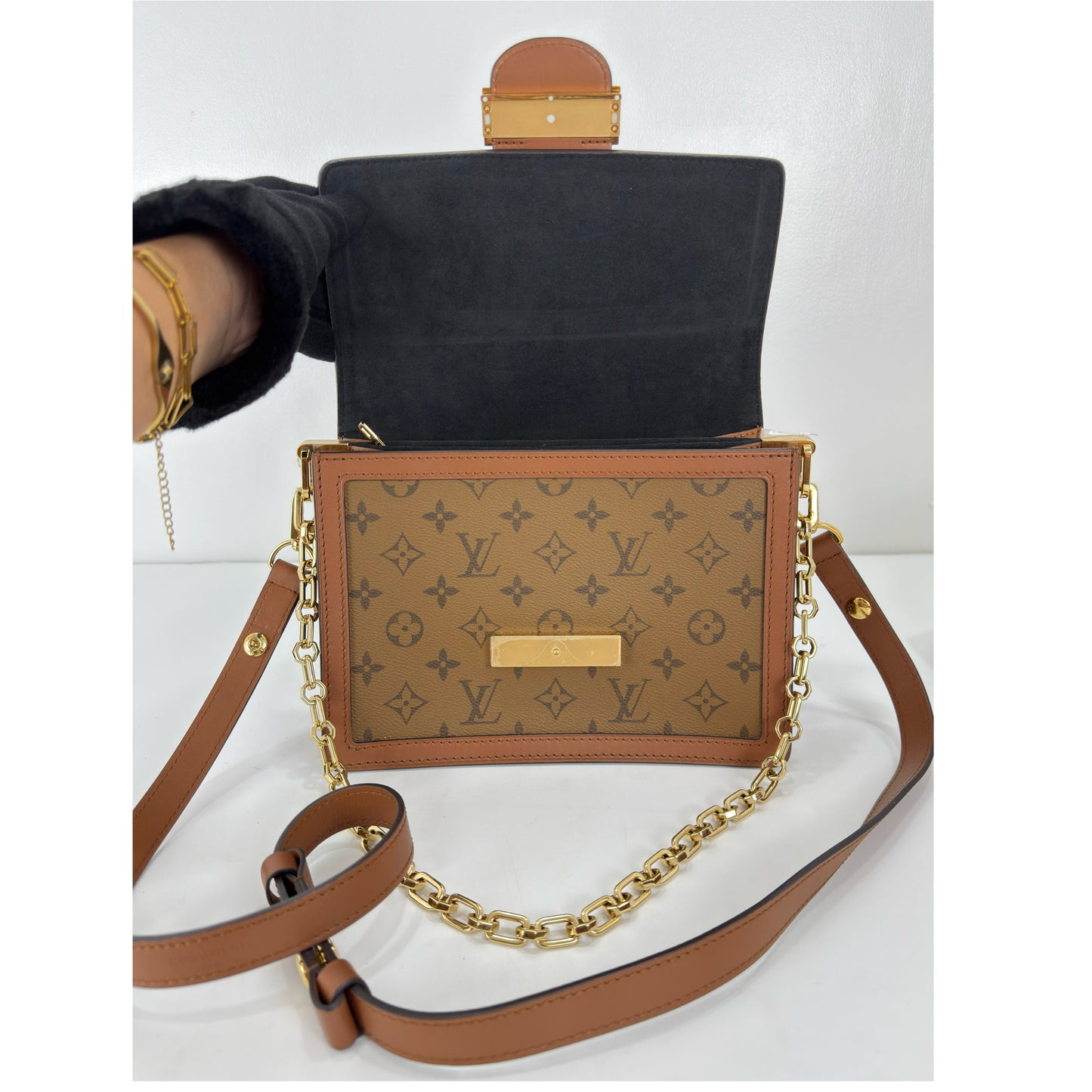 Louis Vuitton Reverse Monogram Dauphine MM