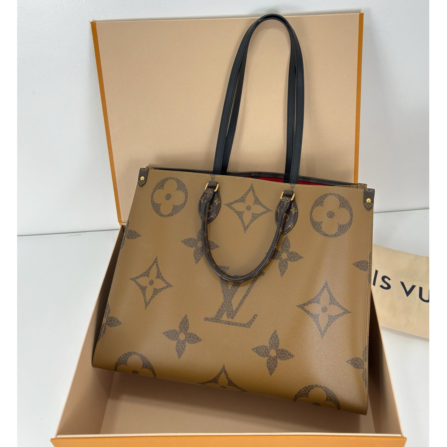 Louis Vuitton OnTheGo GM Reverse Monogram